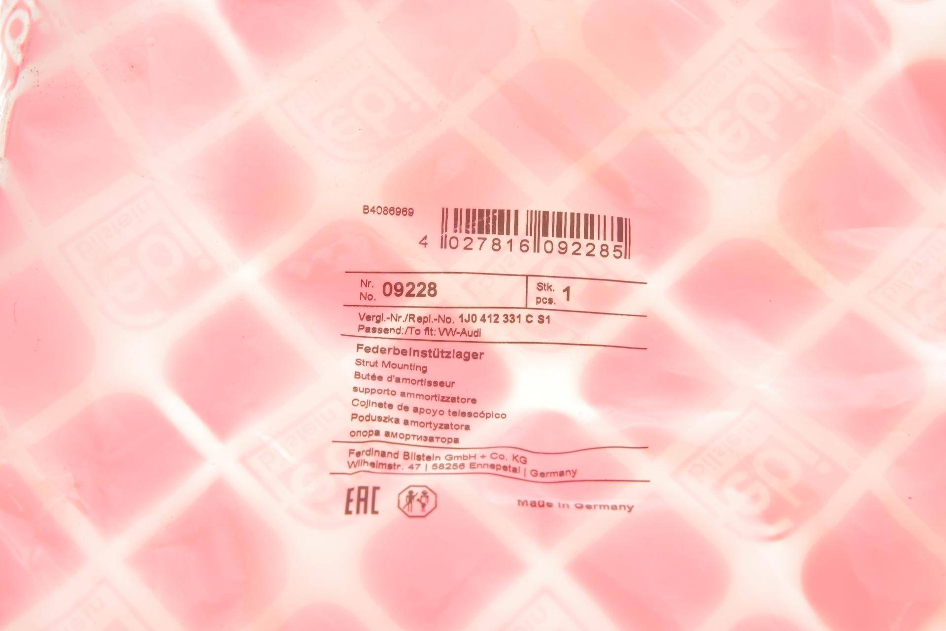 Подушка амортизатора (переднього) + підшипник VW Golf IV -06