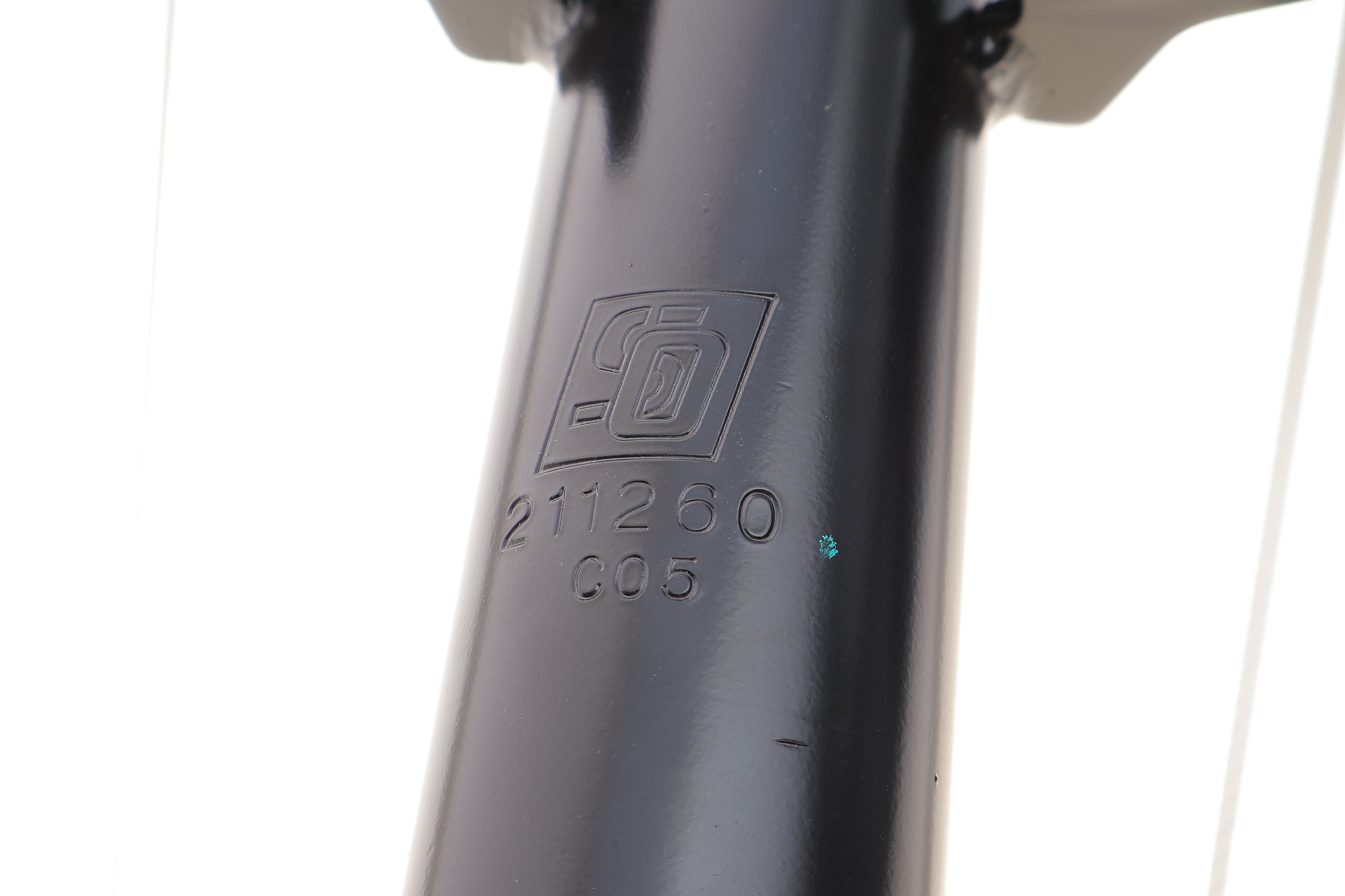 Амортизатор (передній) MB E-class (W212)/(S212) 09-