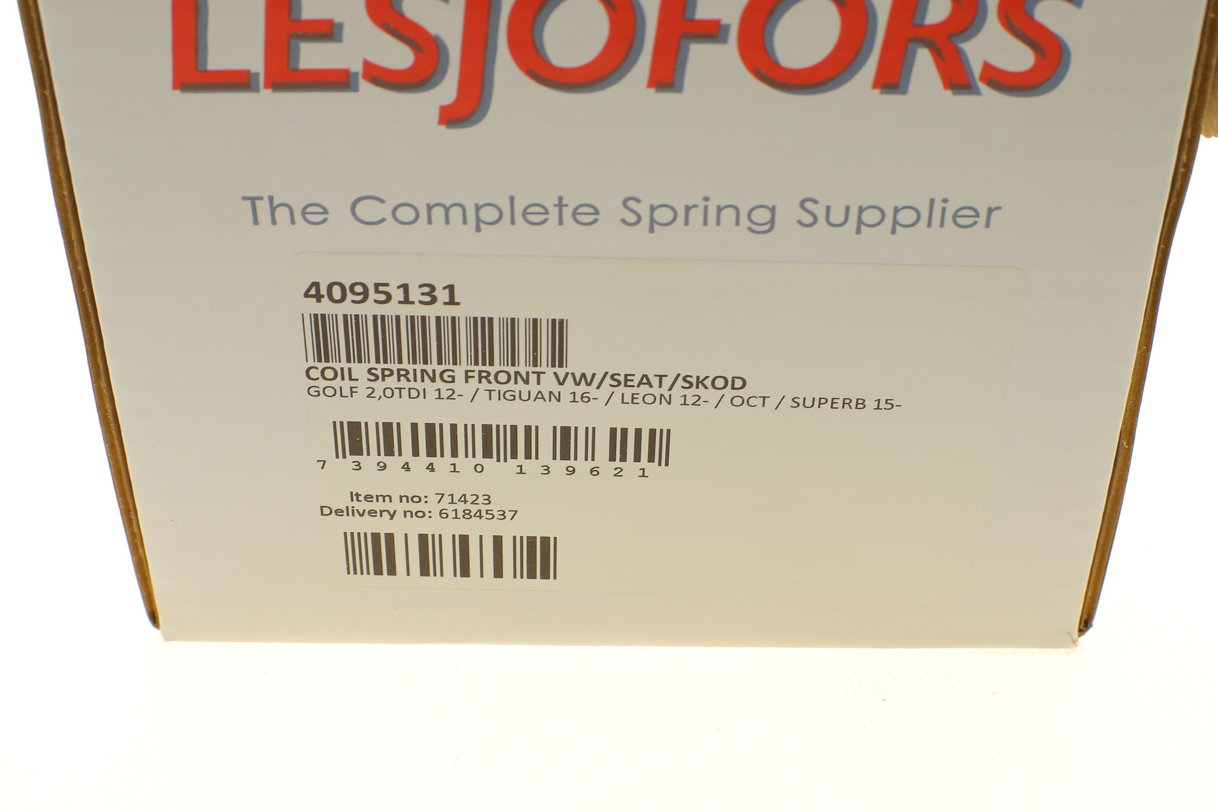 Пружина (передня) VW Passat B8 1.8-2.0TSI 4motion 15- (седан/ун)/Skoda SuperB 2.0TDI 15- (хетч./ун)