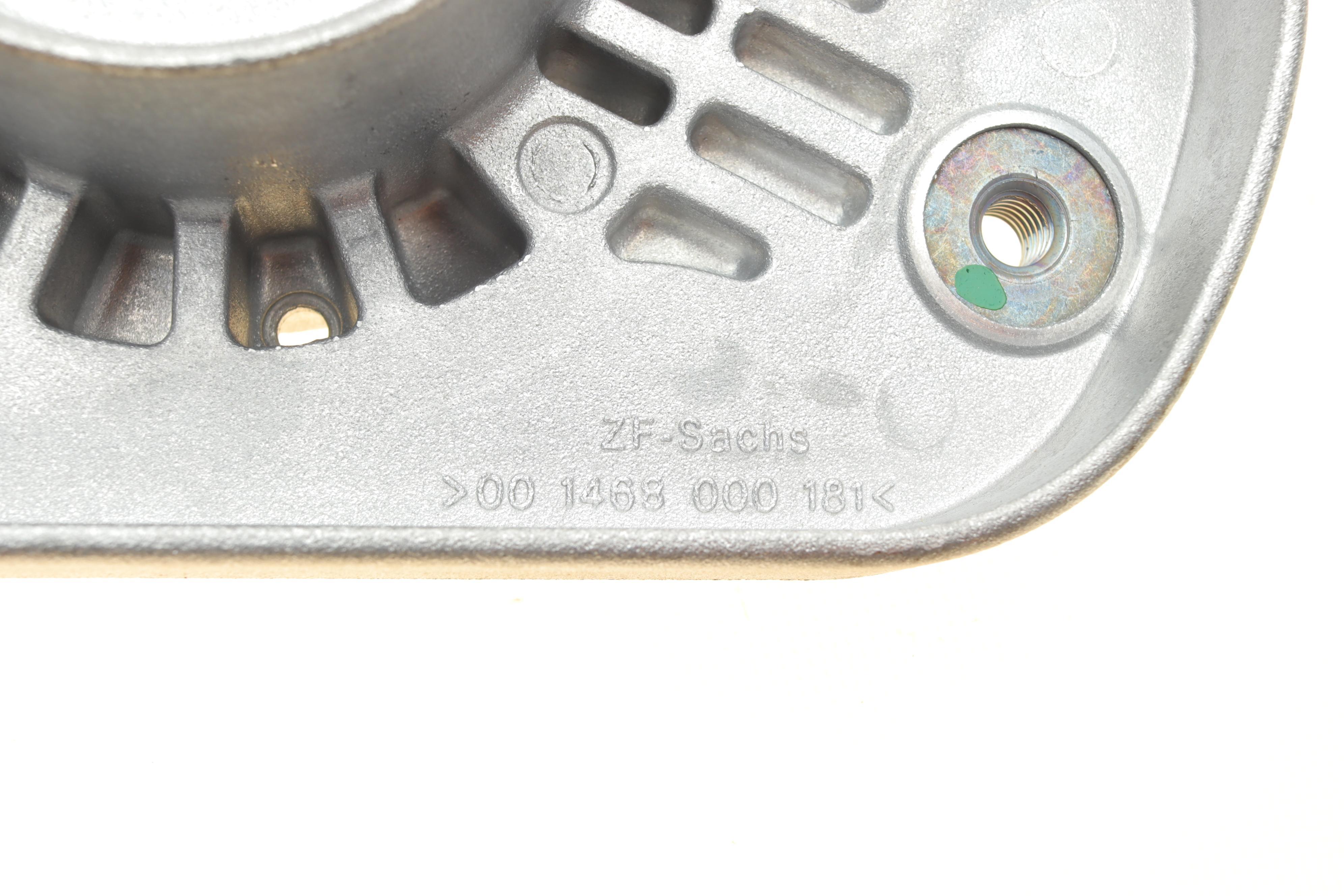 Подушка амортизатора (переднього) + підшипник MB E-class (W212) 09-