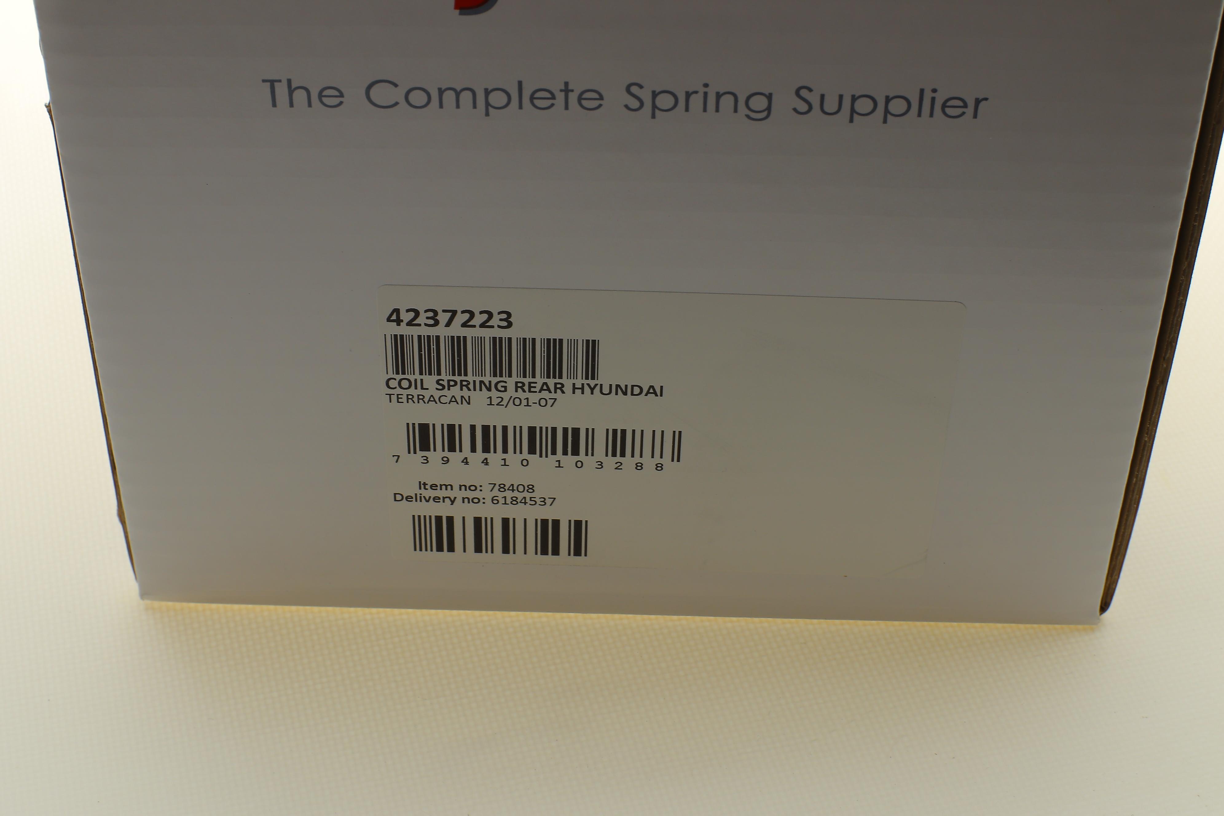 Пружина (задня) Hyundai Terracan 2.9CRDi/3.5i V6 4WD 01-06 (SUV)