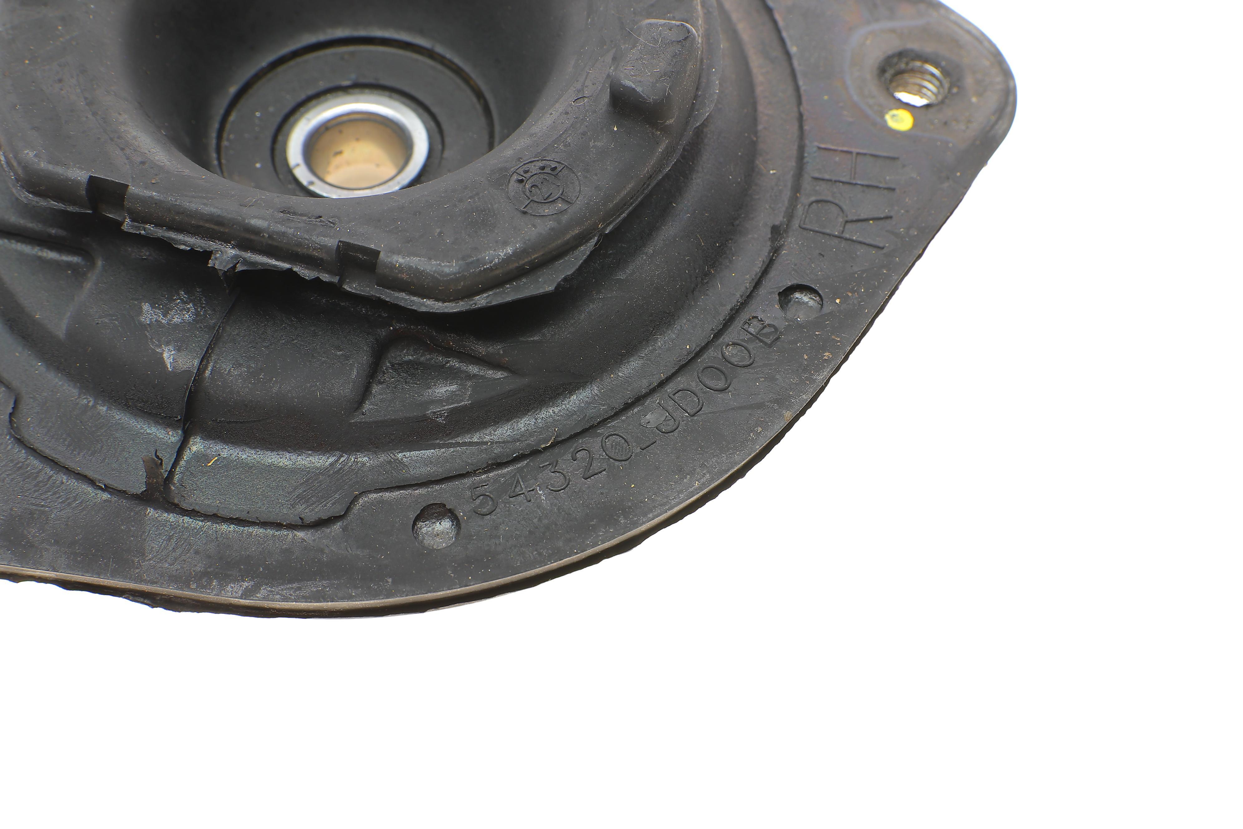 Подушка амортизатора (переднього) Nissan Qashqai 07- (R)