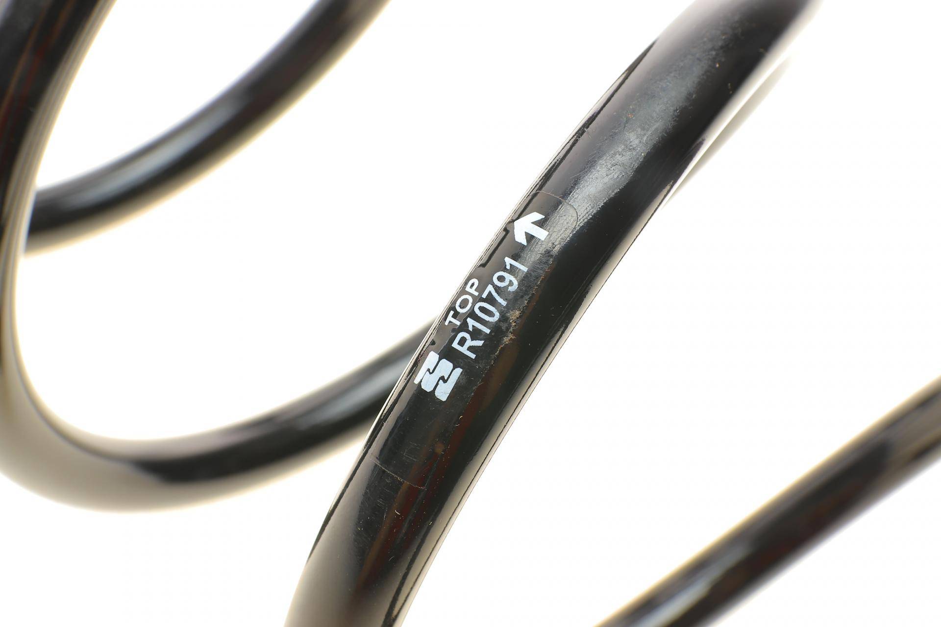 Пружина (передня) Skoda SuperB II 2.0TDI 4x4 09-15/VW Passat 2.0TDI 05-14