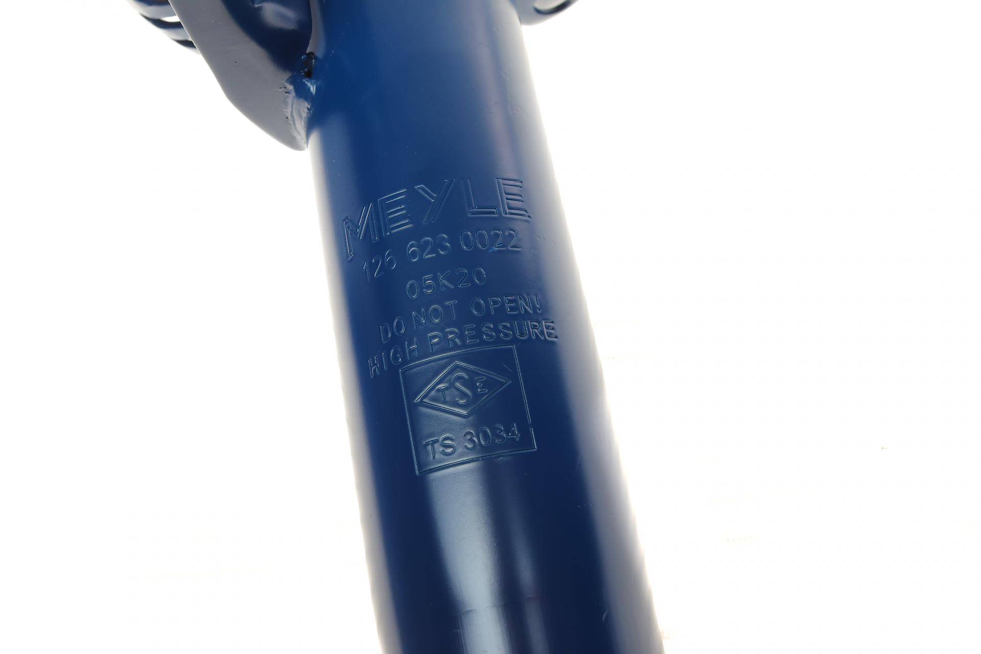 Амортизатор (передній) VW Golf V/VI 07-13