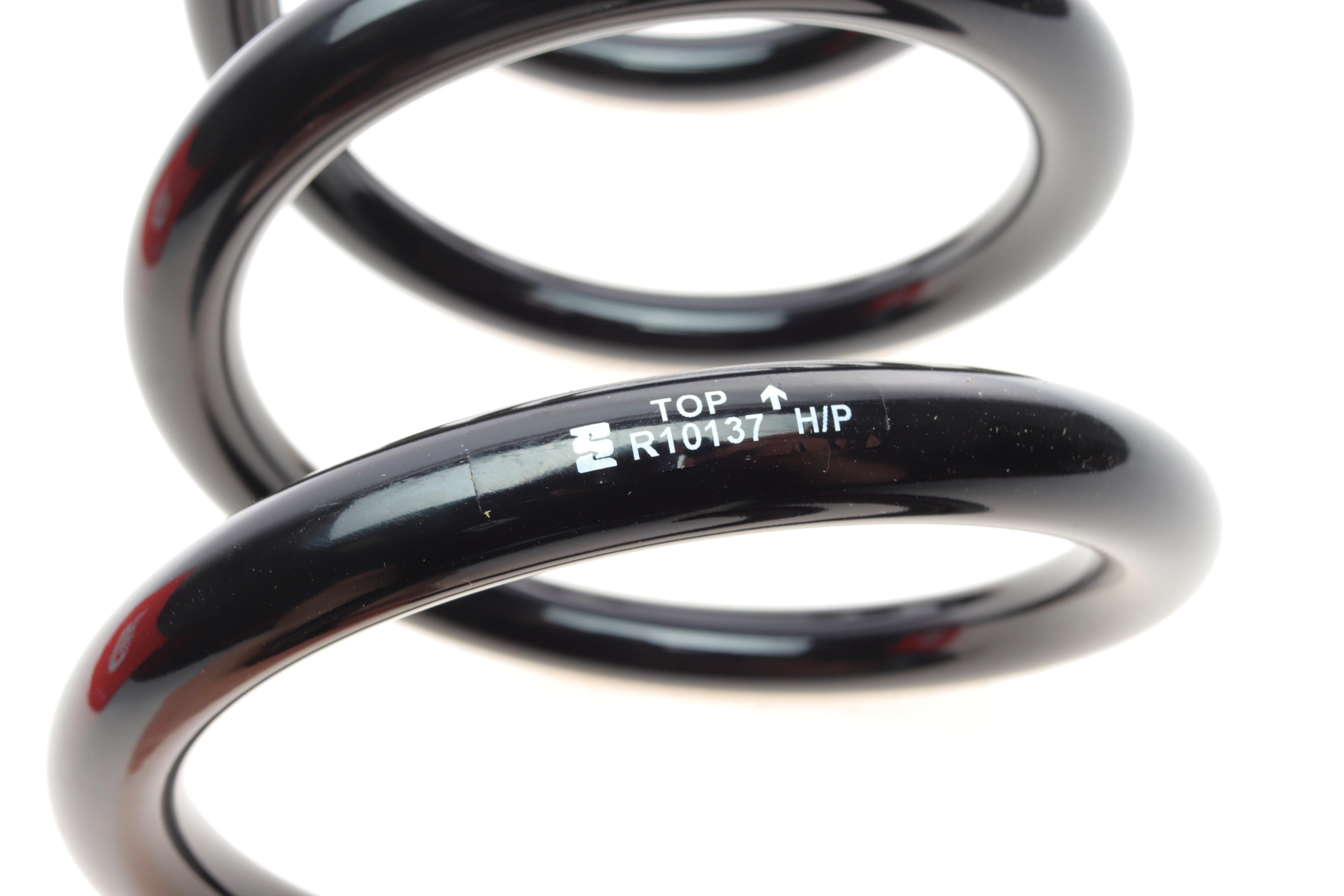 Пружина (передня) Audi A4 2.0/2.5 TDI/2.4/3.0 00-08 (без спорт.ход.ч.)