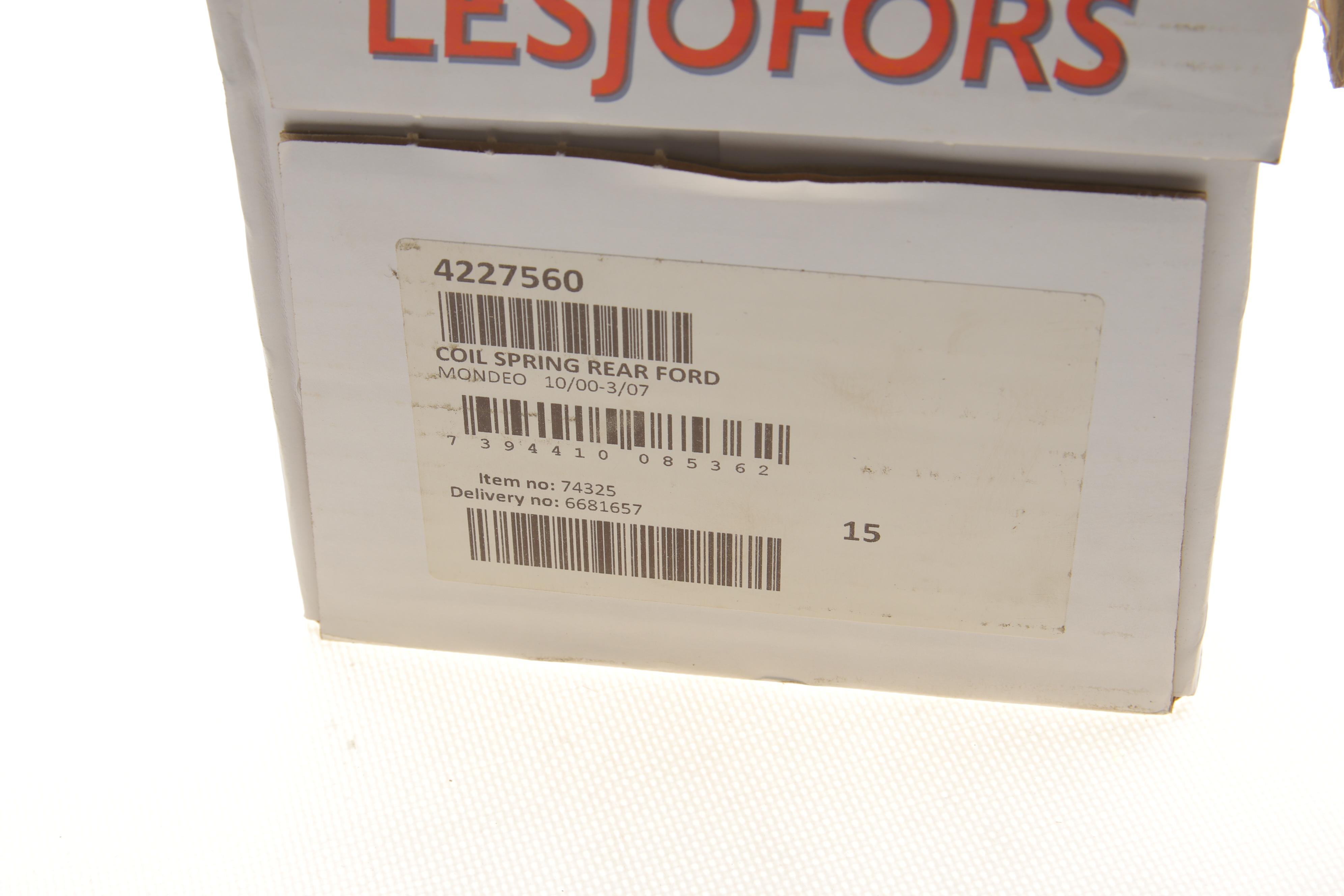 Пружина (задня) Ford Mondeo 1.8-2.0 16V/2.0-2.2TDCi/2.5-3.0 V6 00-07 (седан/нак.з.ч)(без спорт.х.ч)