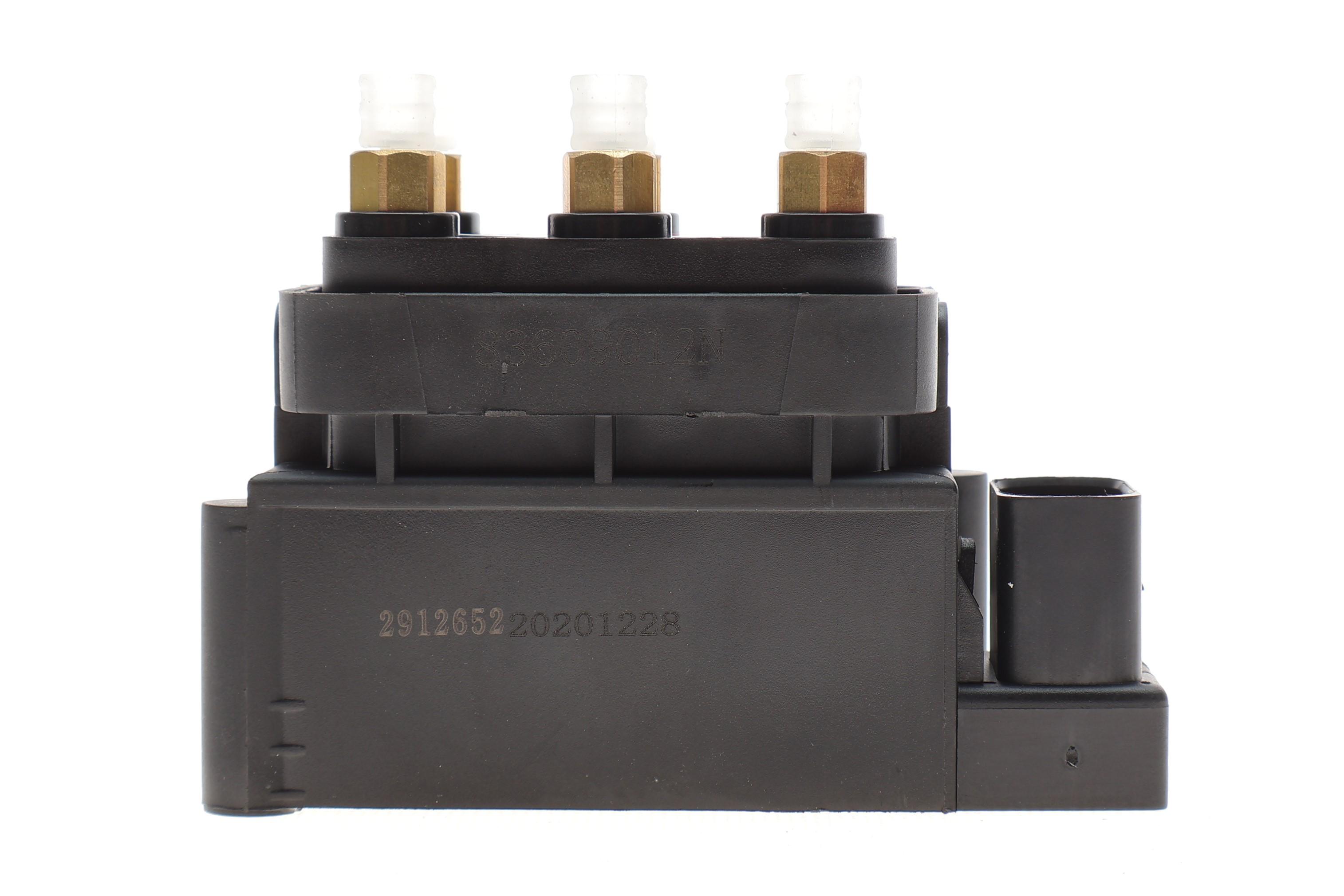 Клапан пневмопідвіски VW Phaeton 02-16