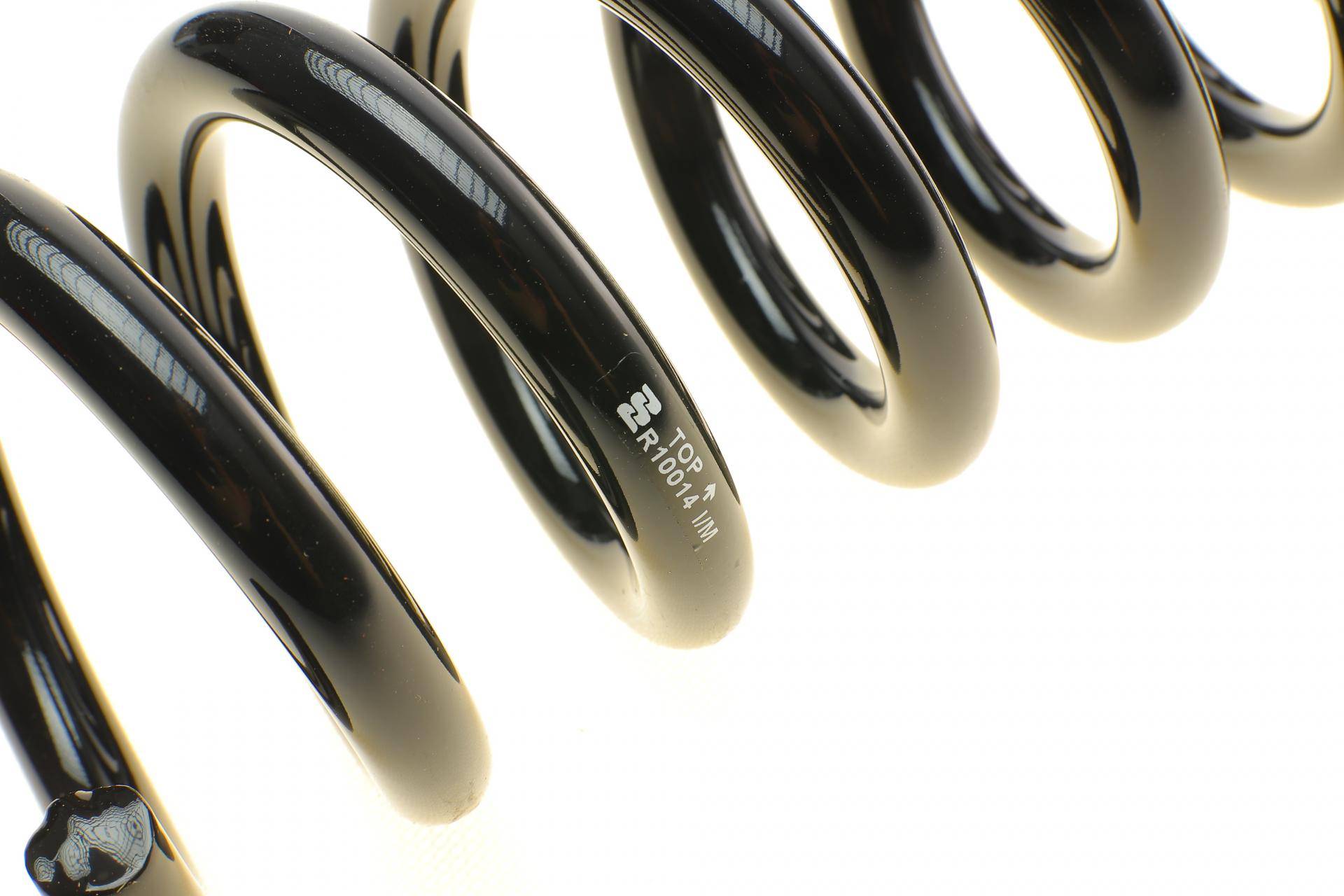 Пружина (задня) MB E-class (W211) 1.8-3.5/2.2-3.2CDI (OM646/OM642/M272/M112) 02-08