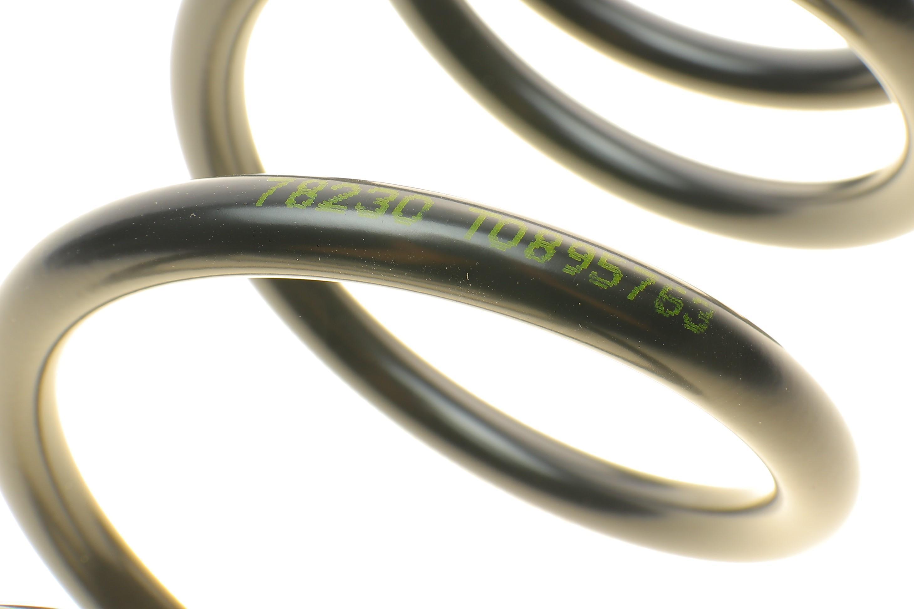 Пружина (задня) Toyota Prius 1.5 Hybrid 03-09 (накл.зад.ч)