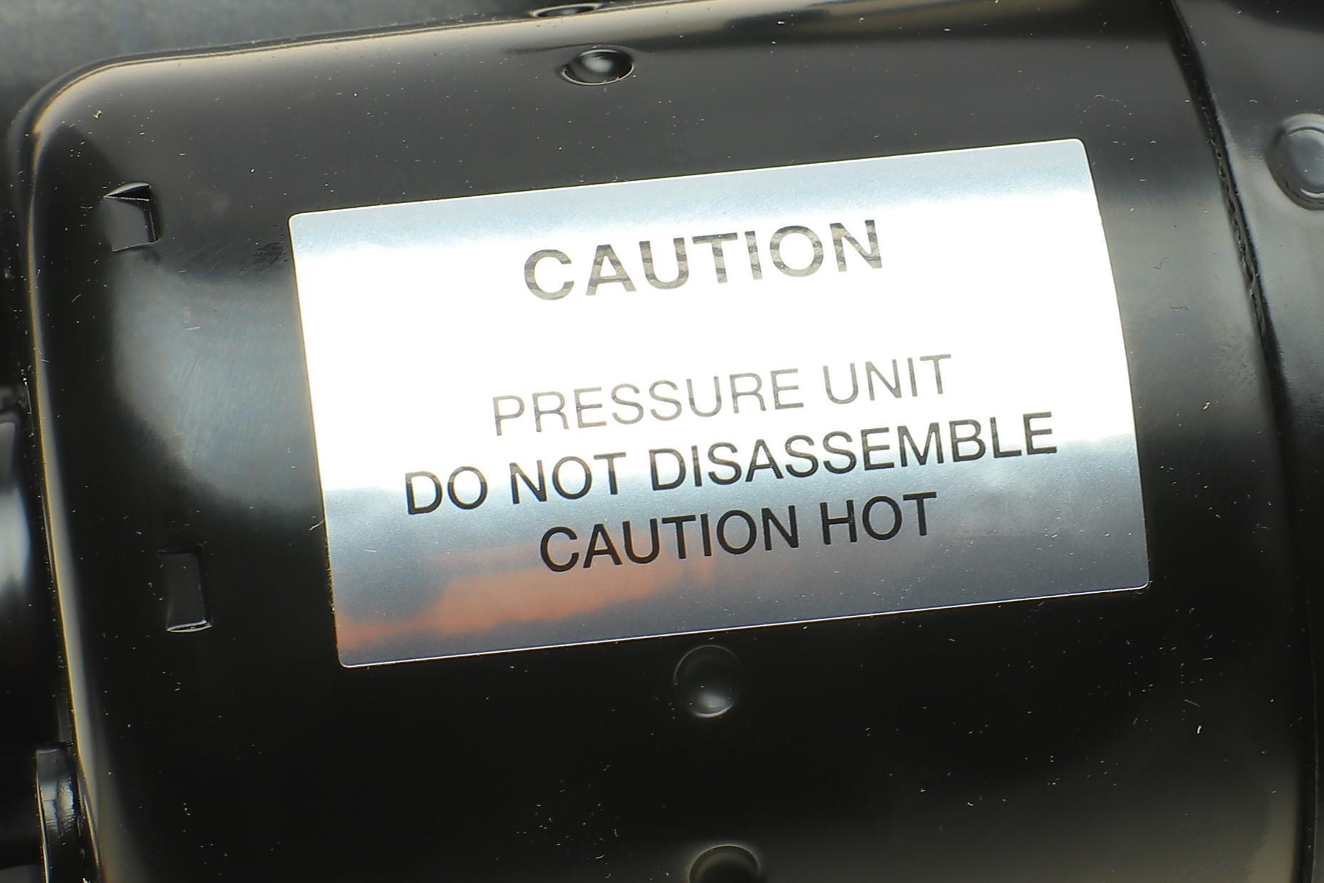 Компресор пневмосистеми Land Rover Discovery III/IV 2.7-3.0TD/3.0-5.0 i 04-