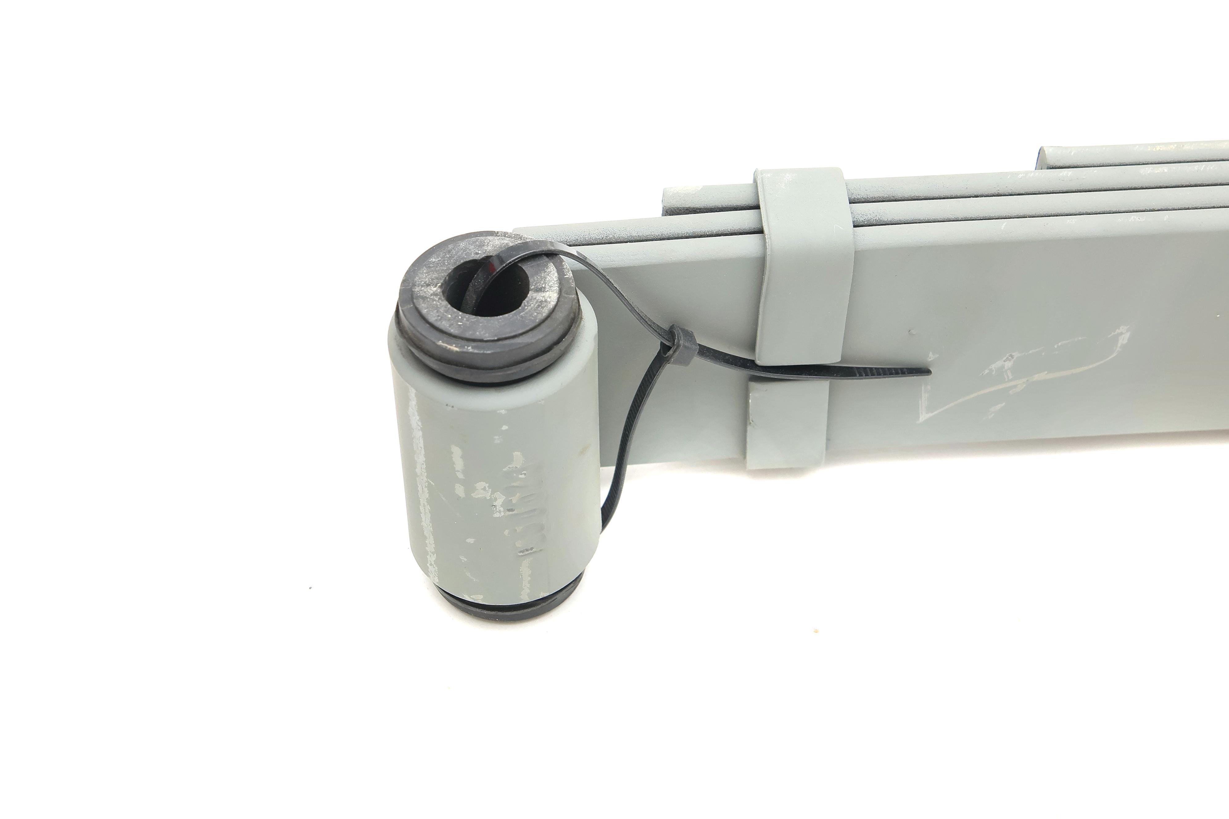 Ресора задня Mitsubishi Pajero 2.3/2.5D/2.6 82-90 (к-кт 5 листів) (70/520/685)