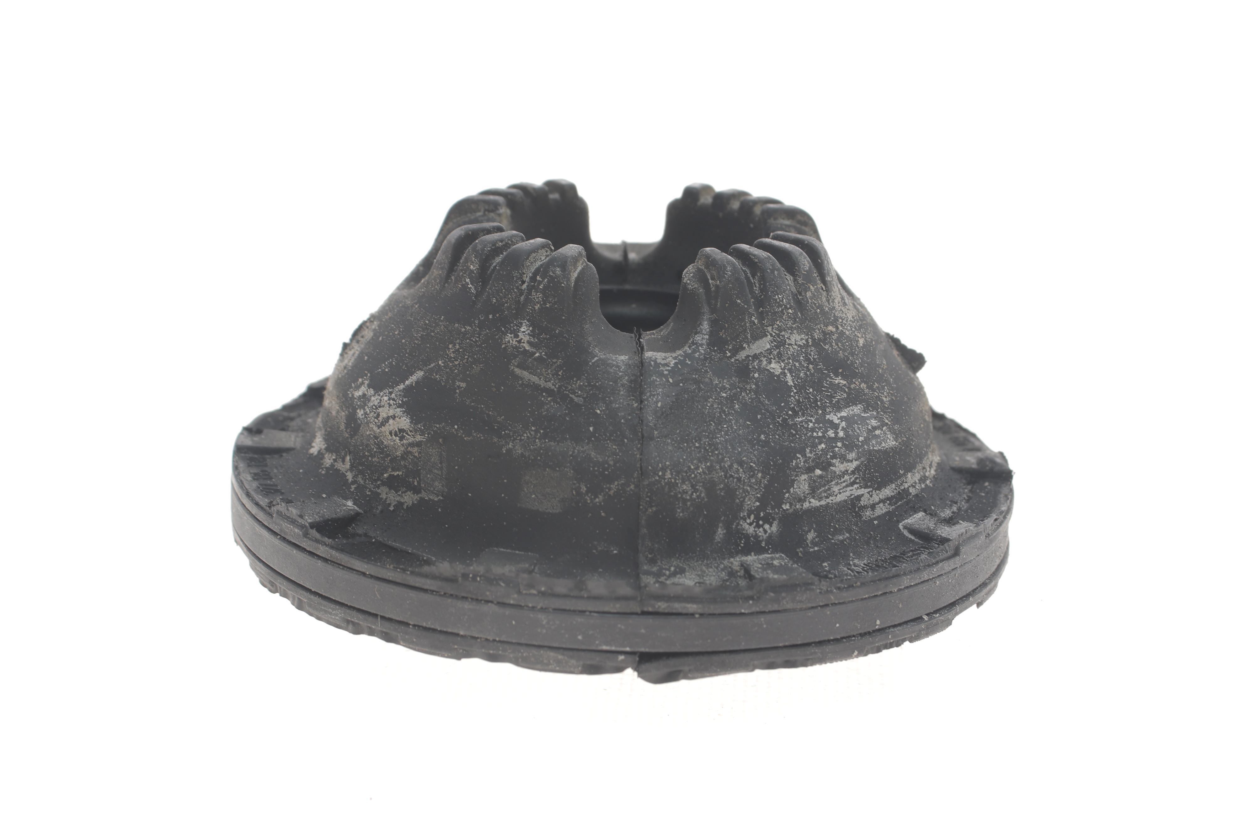 Подушка амортизатора (переднього) Audi A6 04-11 (OE Audi)