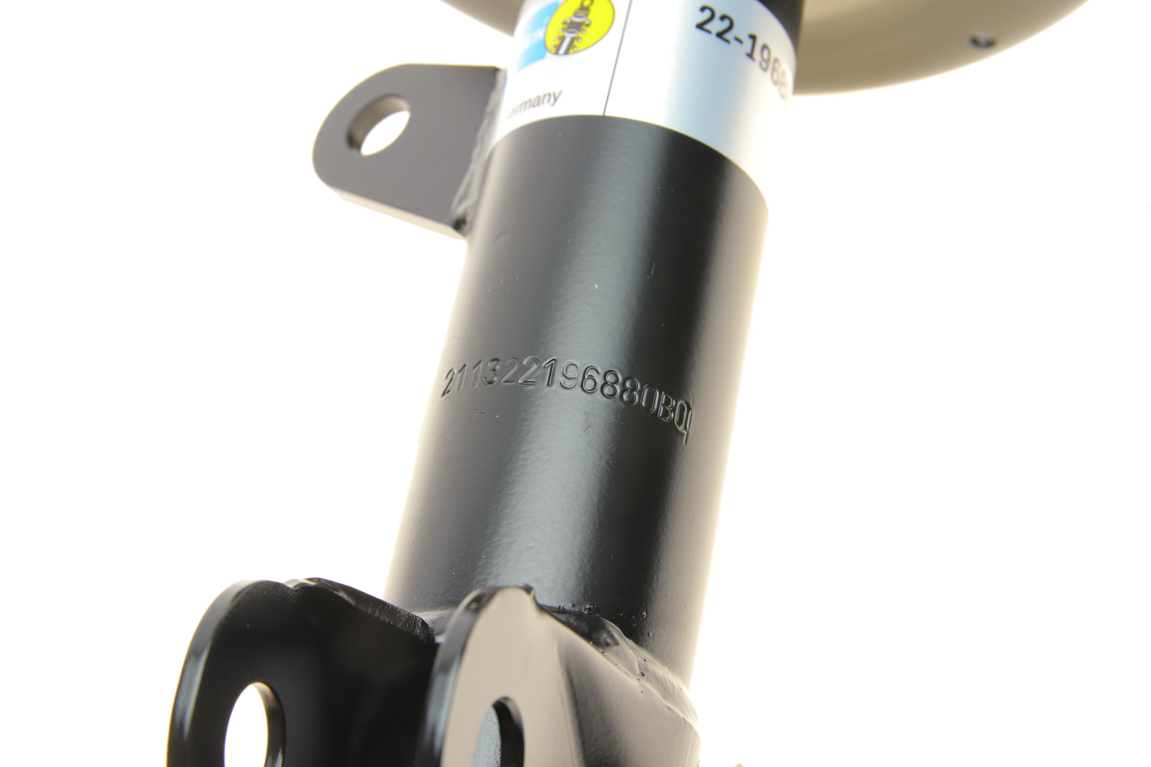 Амортизатор (передній) Toyota 00-03 (R) (B4)