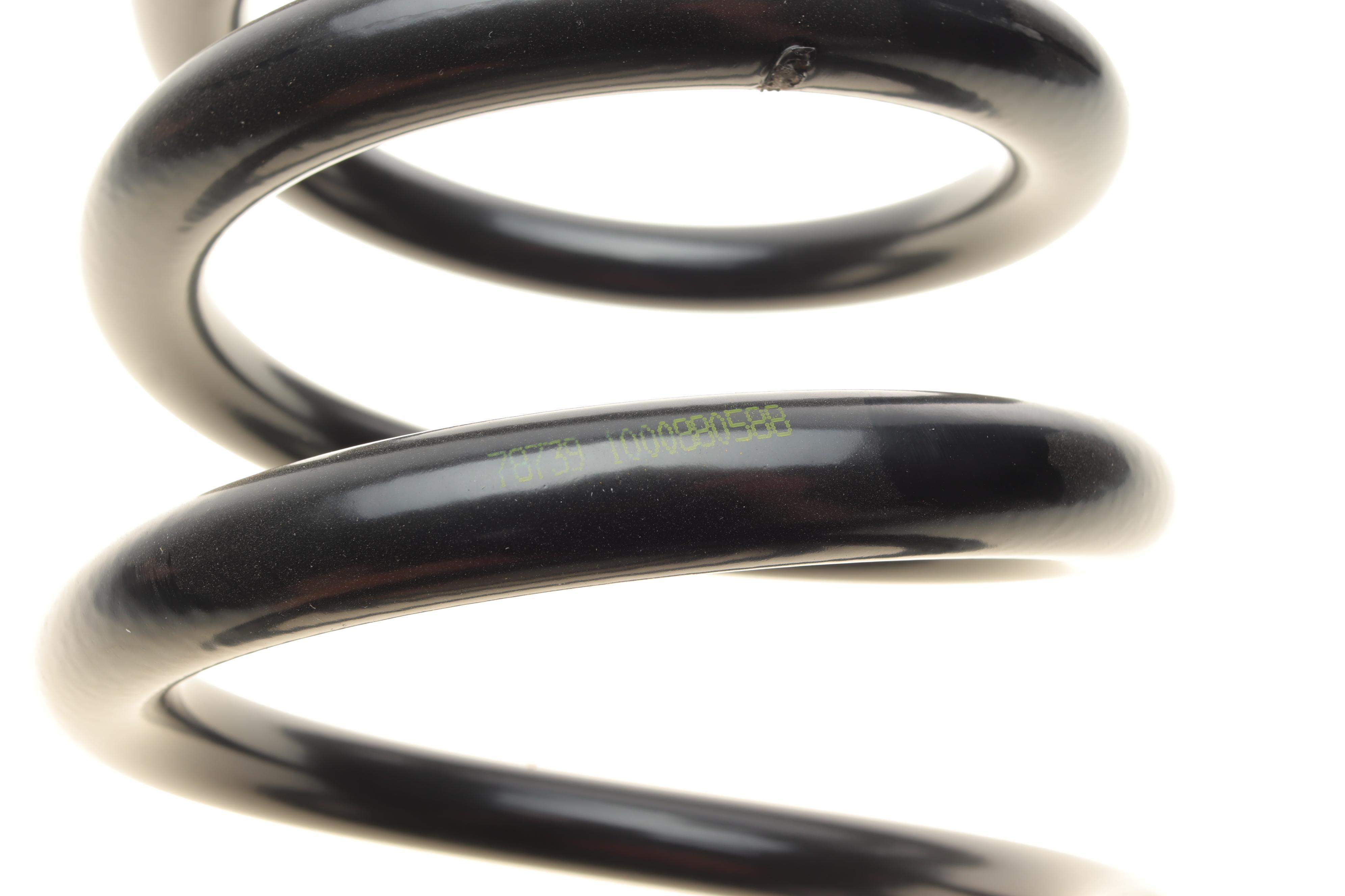 Пружина (задня) Volvo XC90 2.5 AWD/T AWD 02-14 (SUV) (з с-мою рег.дор.пр.)