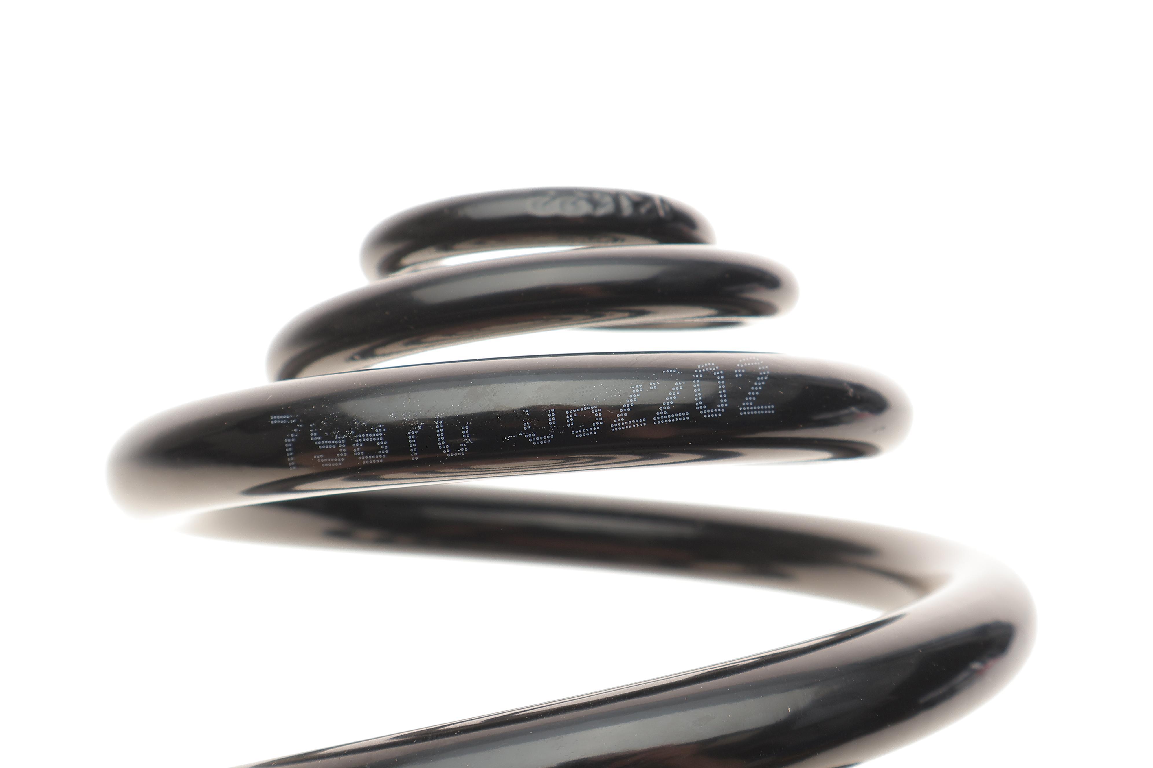 Пружина (задня) BMW 3 (E46) 316і-330і/Ci/318d-330d 98-05 (седан/купе)(без спорт.х.ч) (з непост.d)