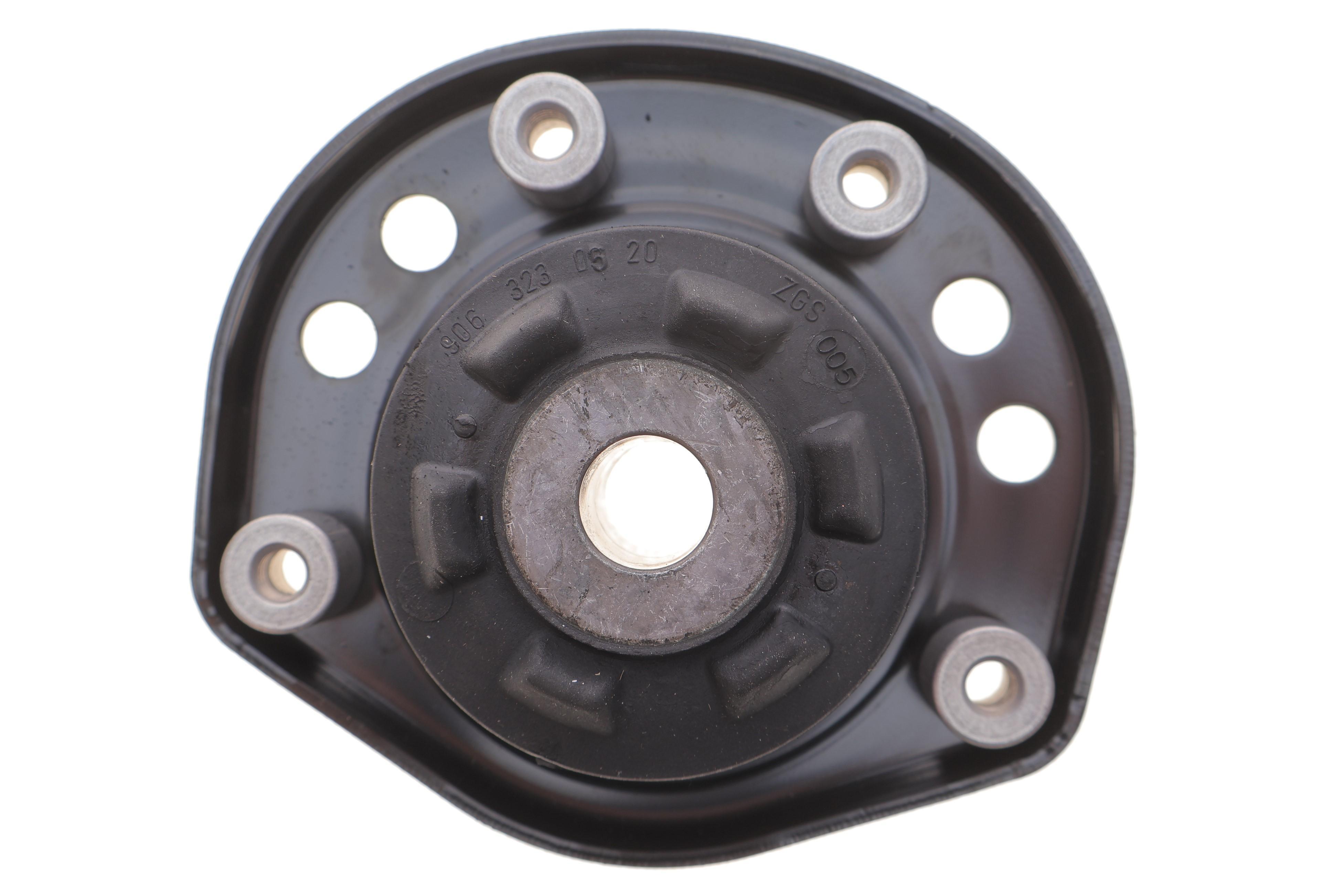 Подушка амортизатора (переднього) MB Sprinter/VW Crafter 06- (Genuine-Part)