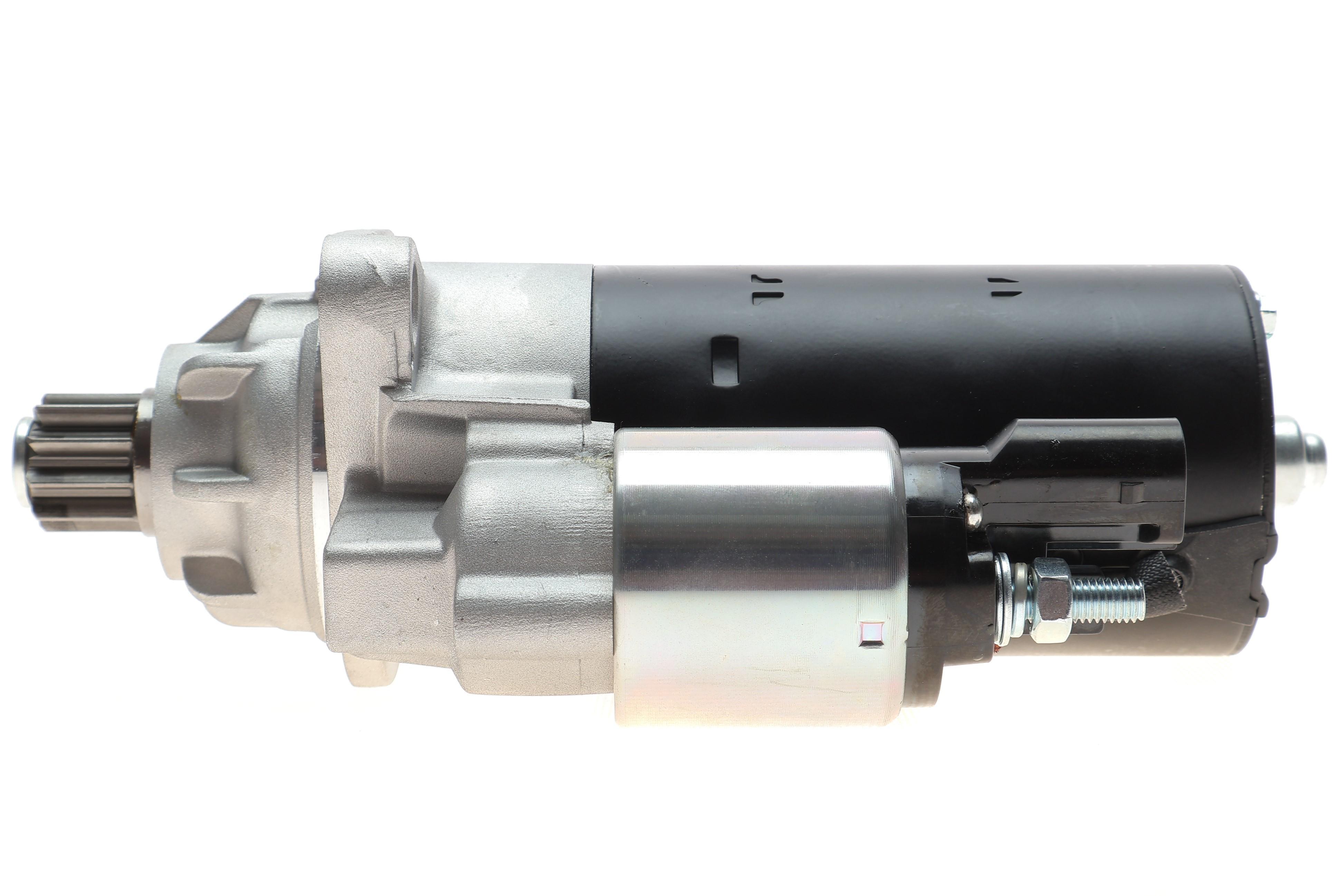 Стартер VW T5 2.5 TDI 03-09 (2.4 kw) (z=10)