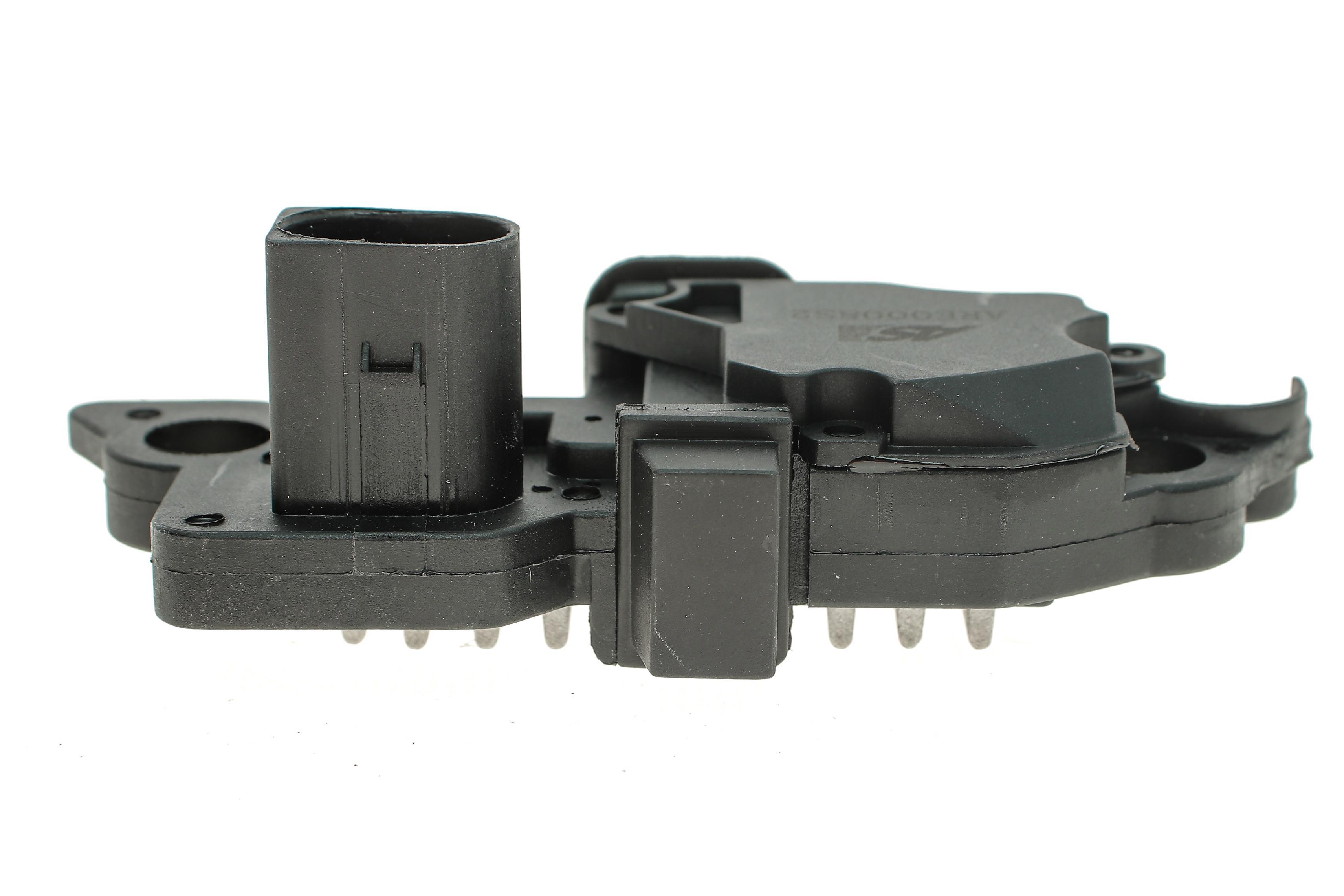 Реле генератора (12V) VW LT/T4 2.5TDI 96- (під фішку)