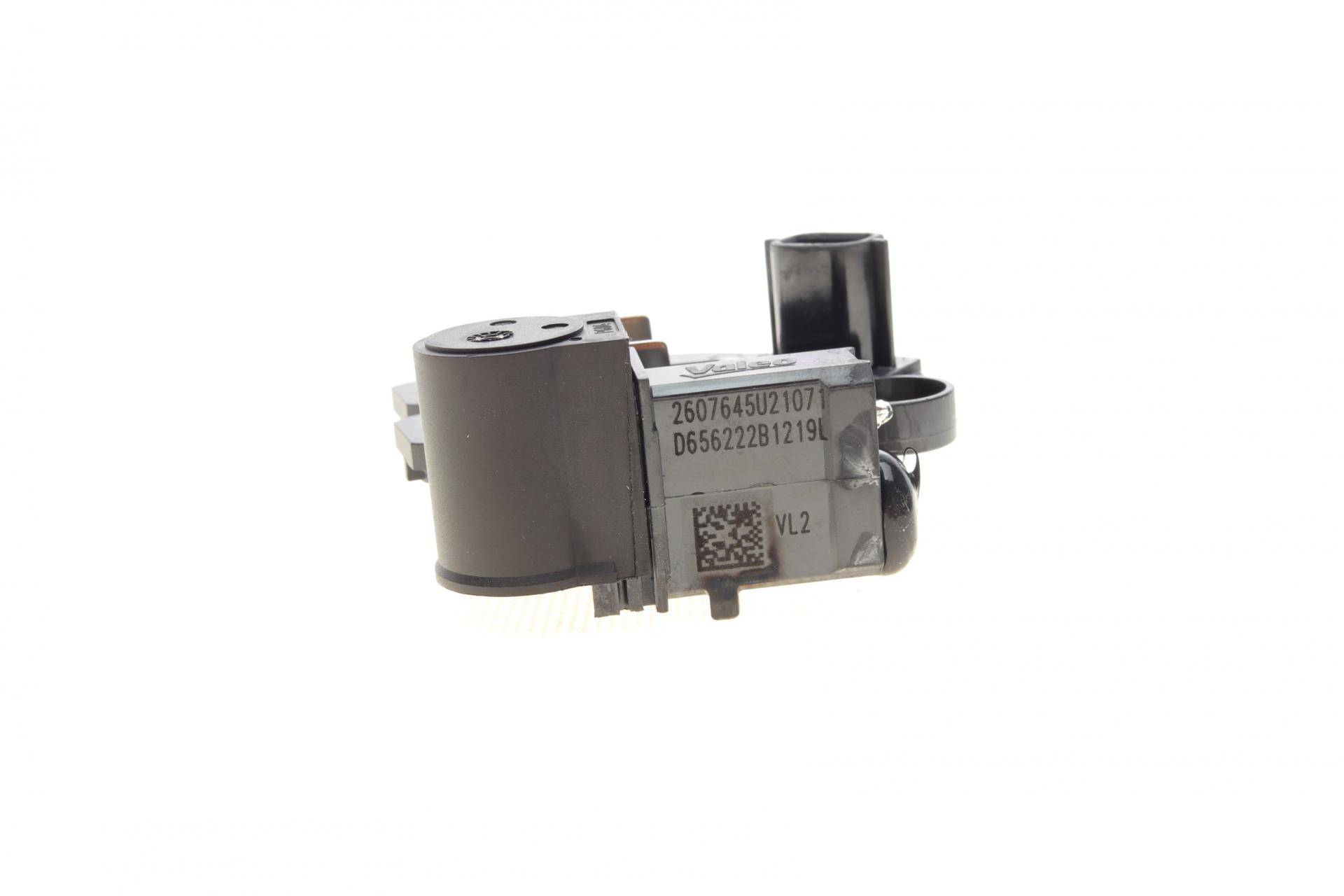 Реле генератора VW Touareg4.2 V8 02-10/Audi A8 3.7-4.2 02-10