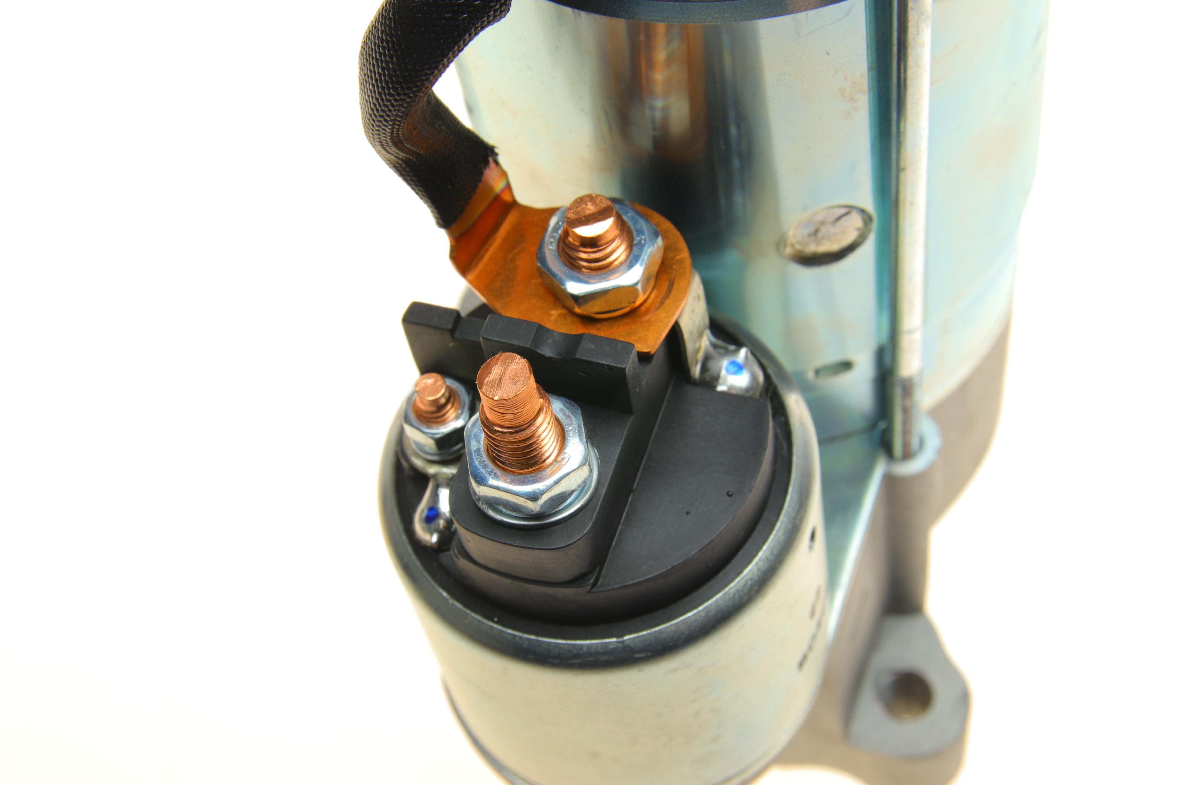 Стартер Citroen C4/C5 1.9-2.2D 98- (1.9kw) (12V)