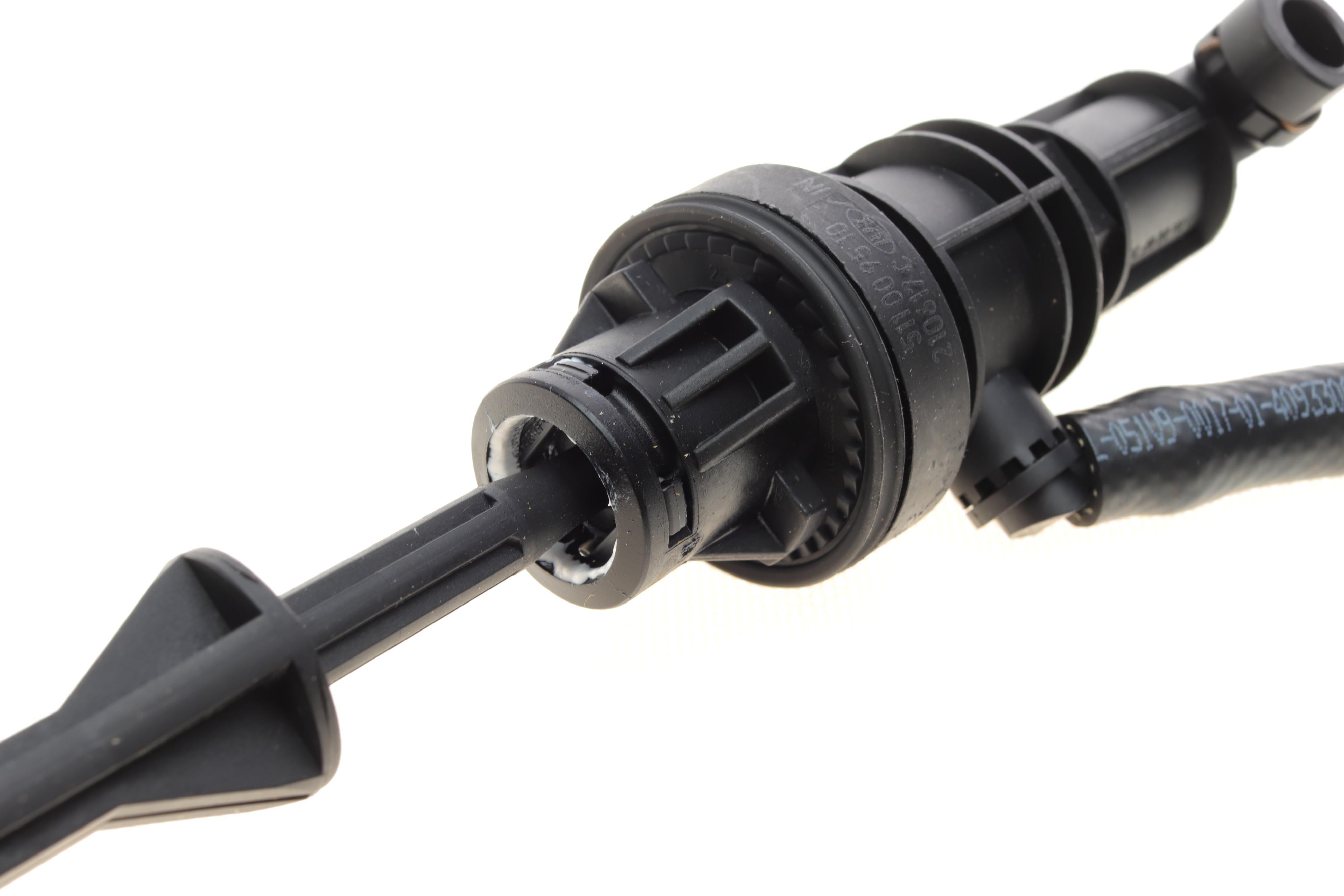 Циліндр зчеплення (головний) Ford Transit 2.0DI/TDCI/2.4DI/TDE 02-