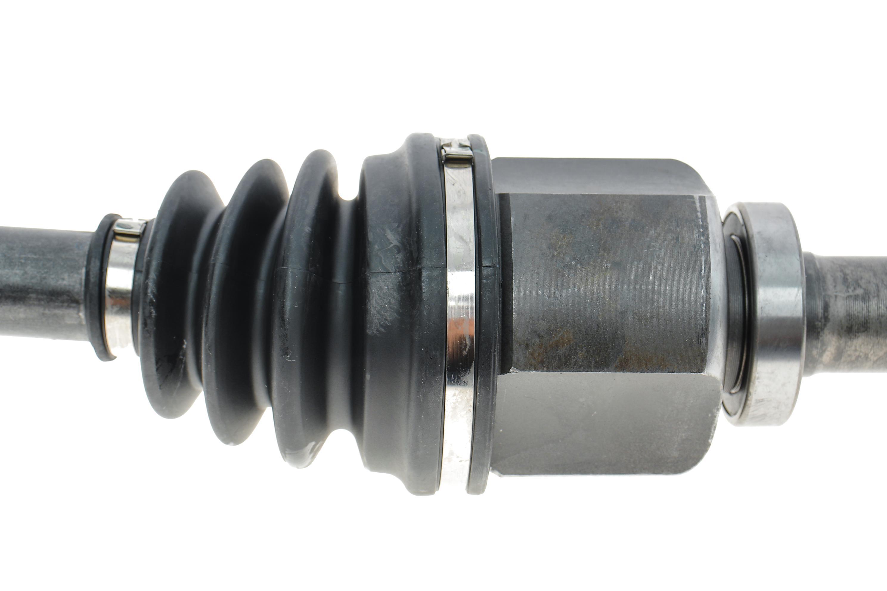 Піввісь Renault Trafic 2.5 dCi 03- (R) (39x27x1045)