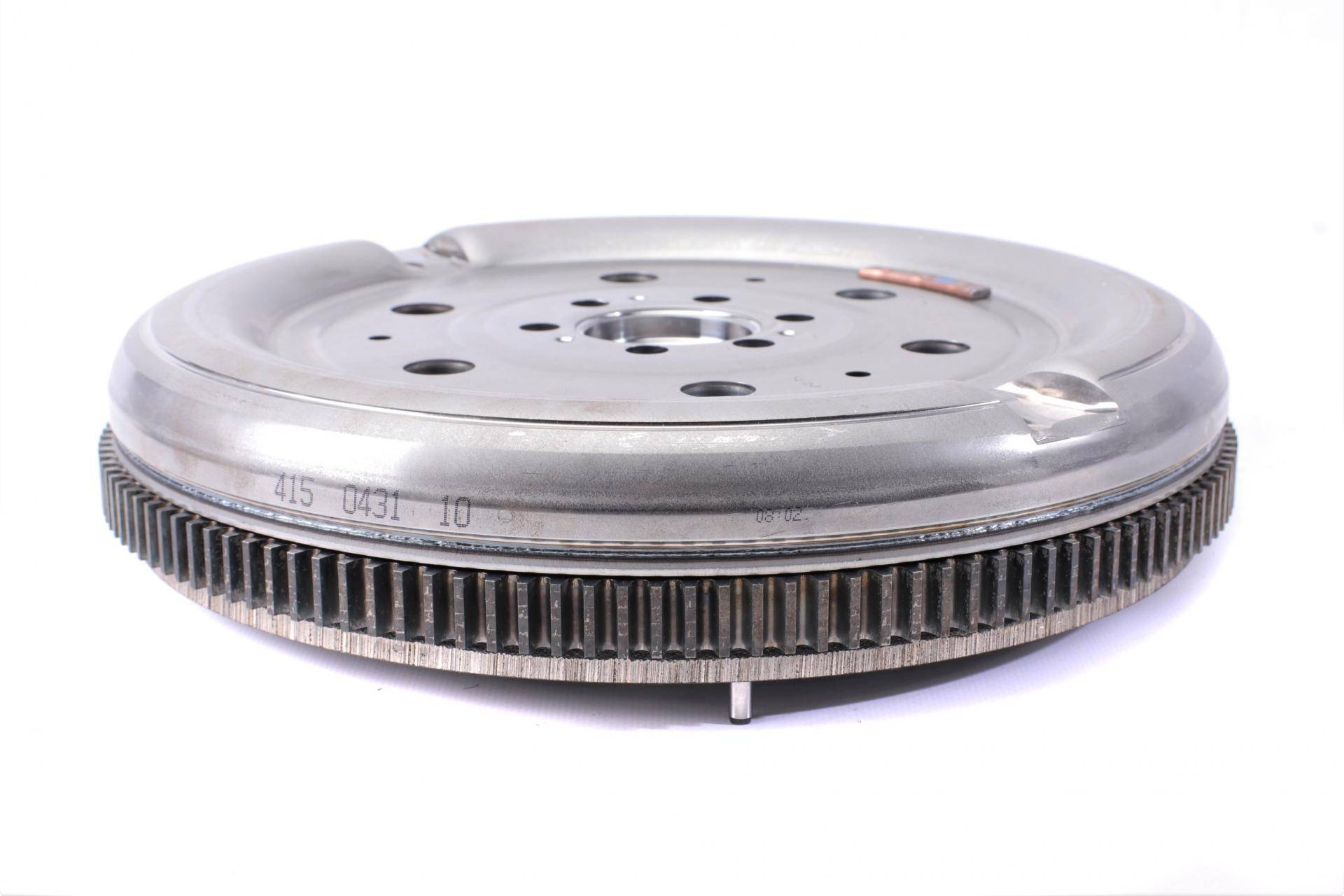 Демпфер + комплект зчеплення VW Caddy III 1.9TDI/2.0TDI 07- 62/77/81/103kw