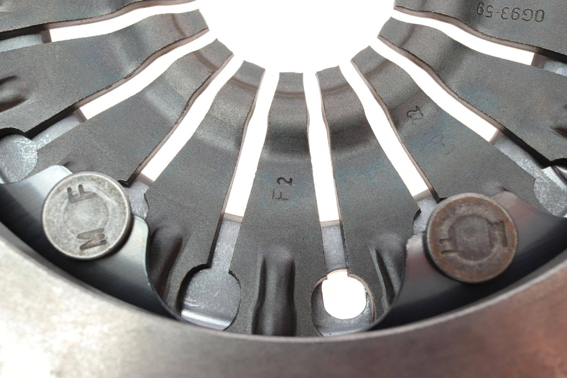 Комплект зчеплення VW Caddy III/CC B7/Passat B6-B7/Touran 1.9TDI/2.0TDI/2.0TFSI/BlueTDI 07-10