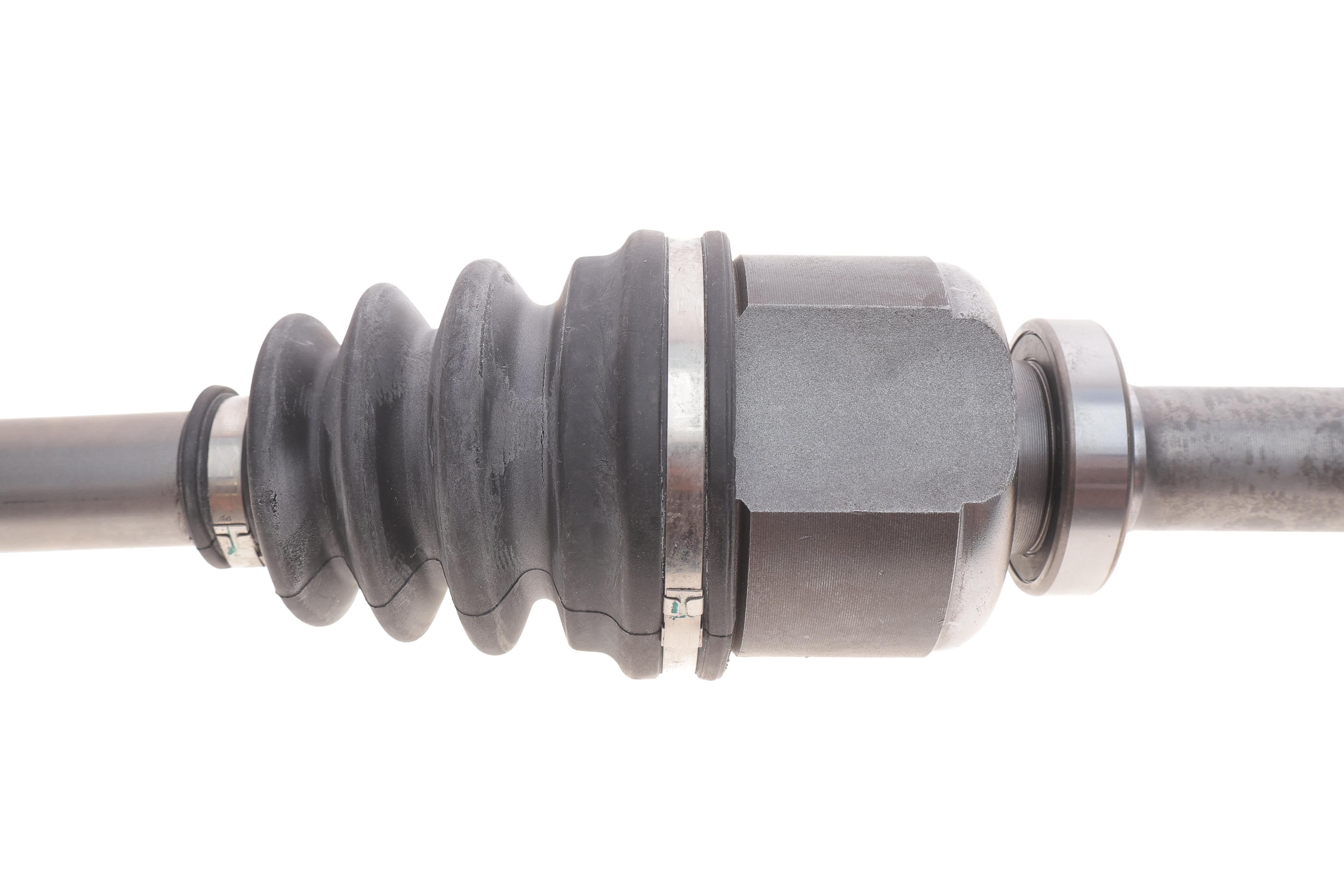 Піввісь Renault Trafic 2.0dCi 06- (R) (27x39x1013)