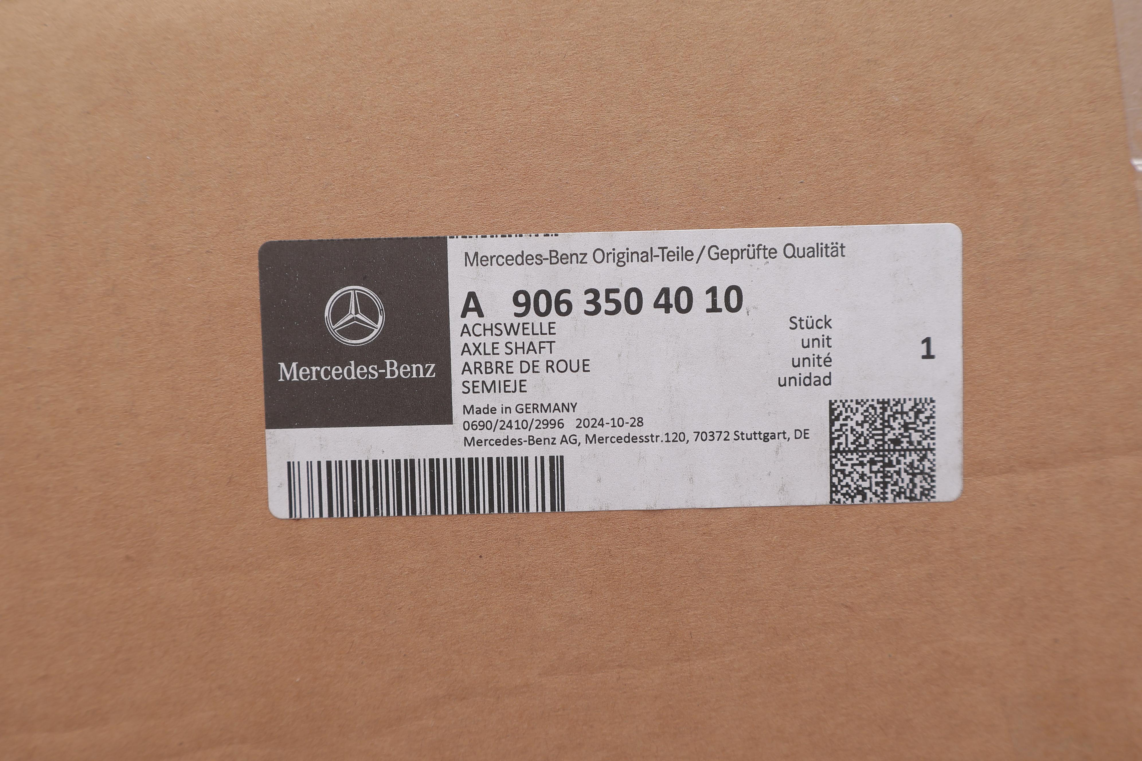 Піввісь (задня) MB Sprinter/VW Crafter 06- (R) (d=39, 45/z=30/l=943) (OE)