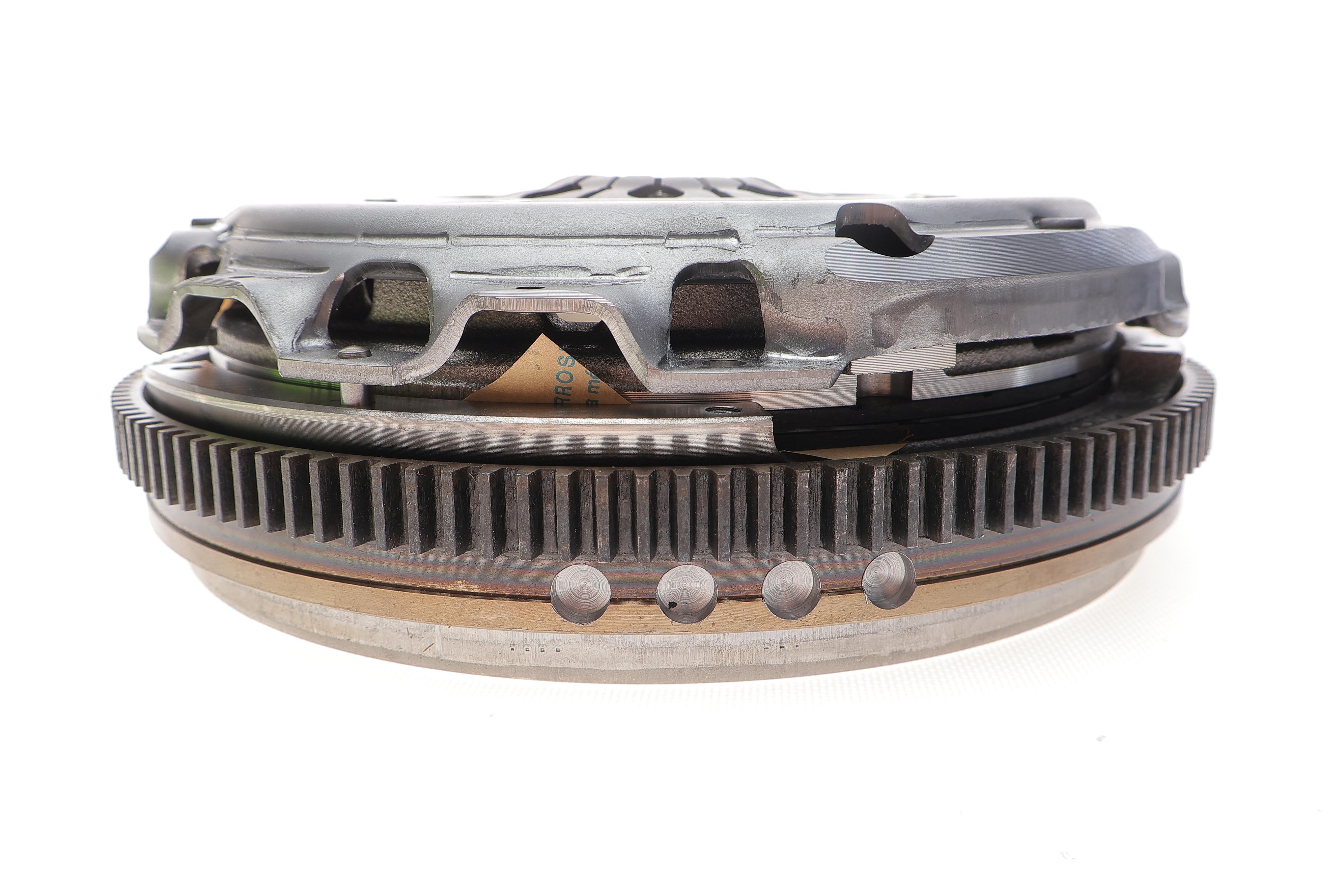 Демпфер + комплект зчеплення VW Caddy III 1.9TDI/2.0TDI 07- 62/77/81/103kw (+вижимний)