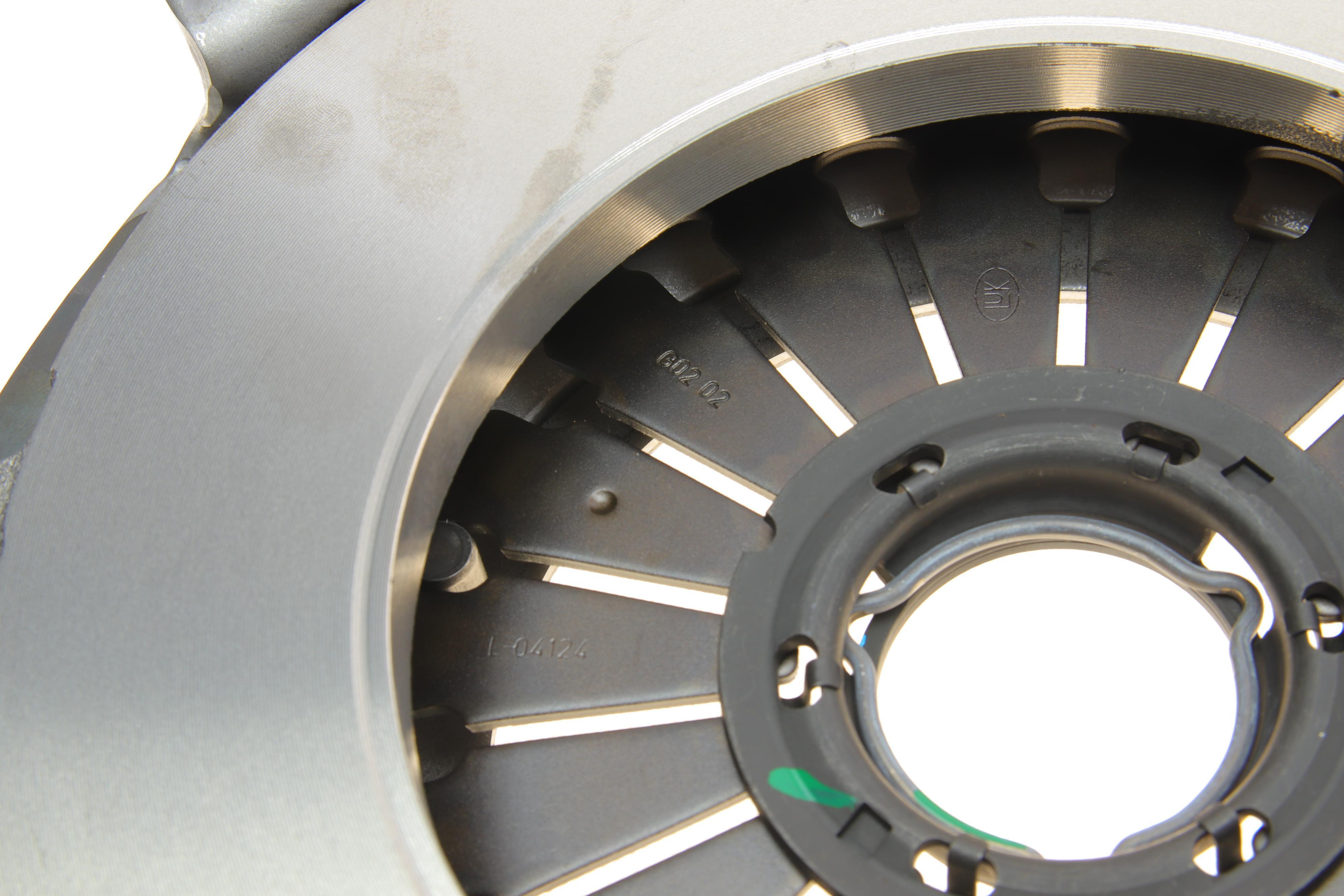 Демпфер + комплект зчеплення Renault Master III 2.3dCi 02/10-, 74-120kw, M9T, RWD