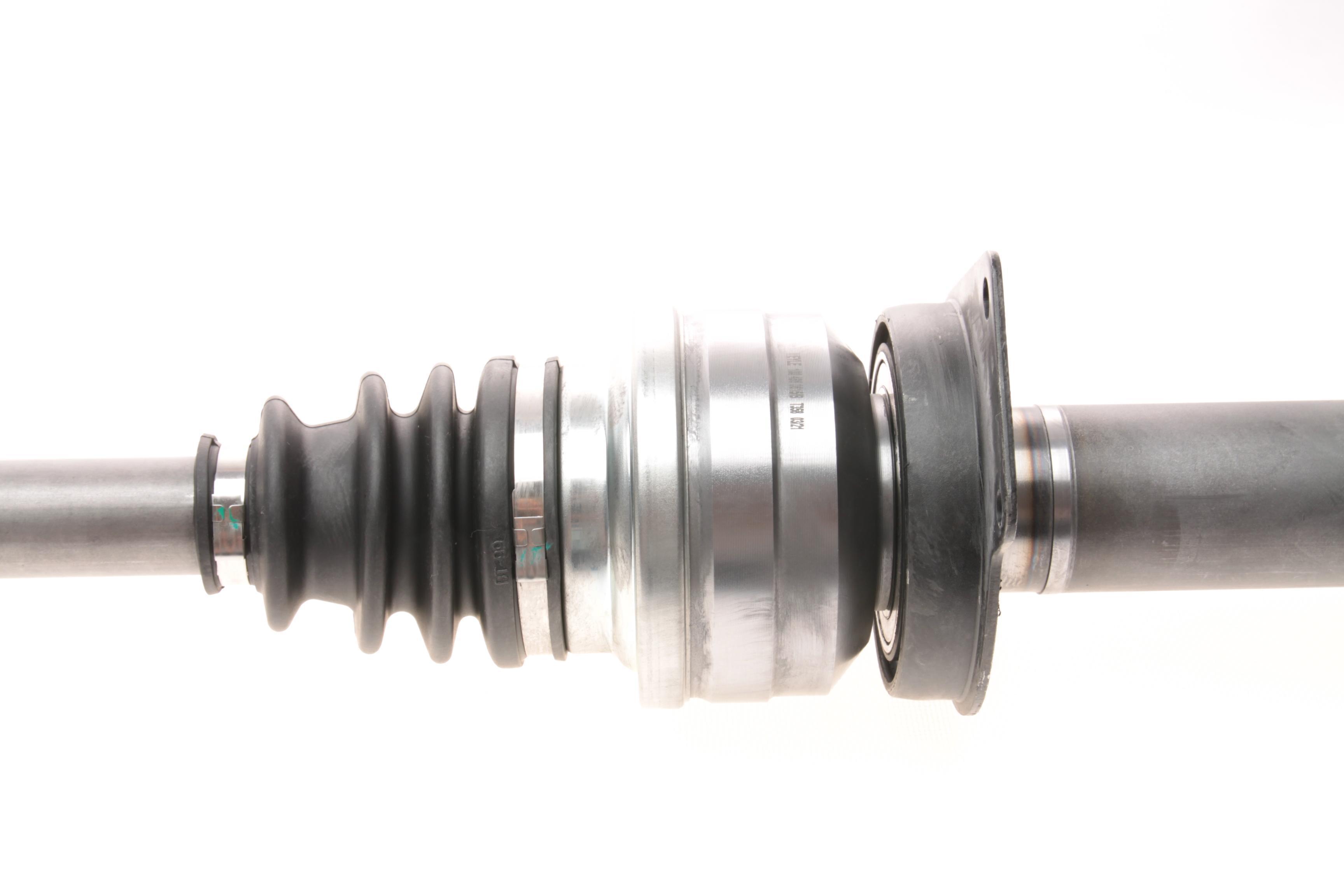 Піввісь (передня) VW T5 1.9TDI 03- (R)