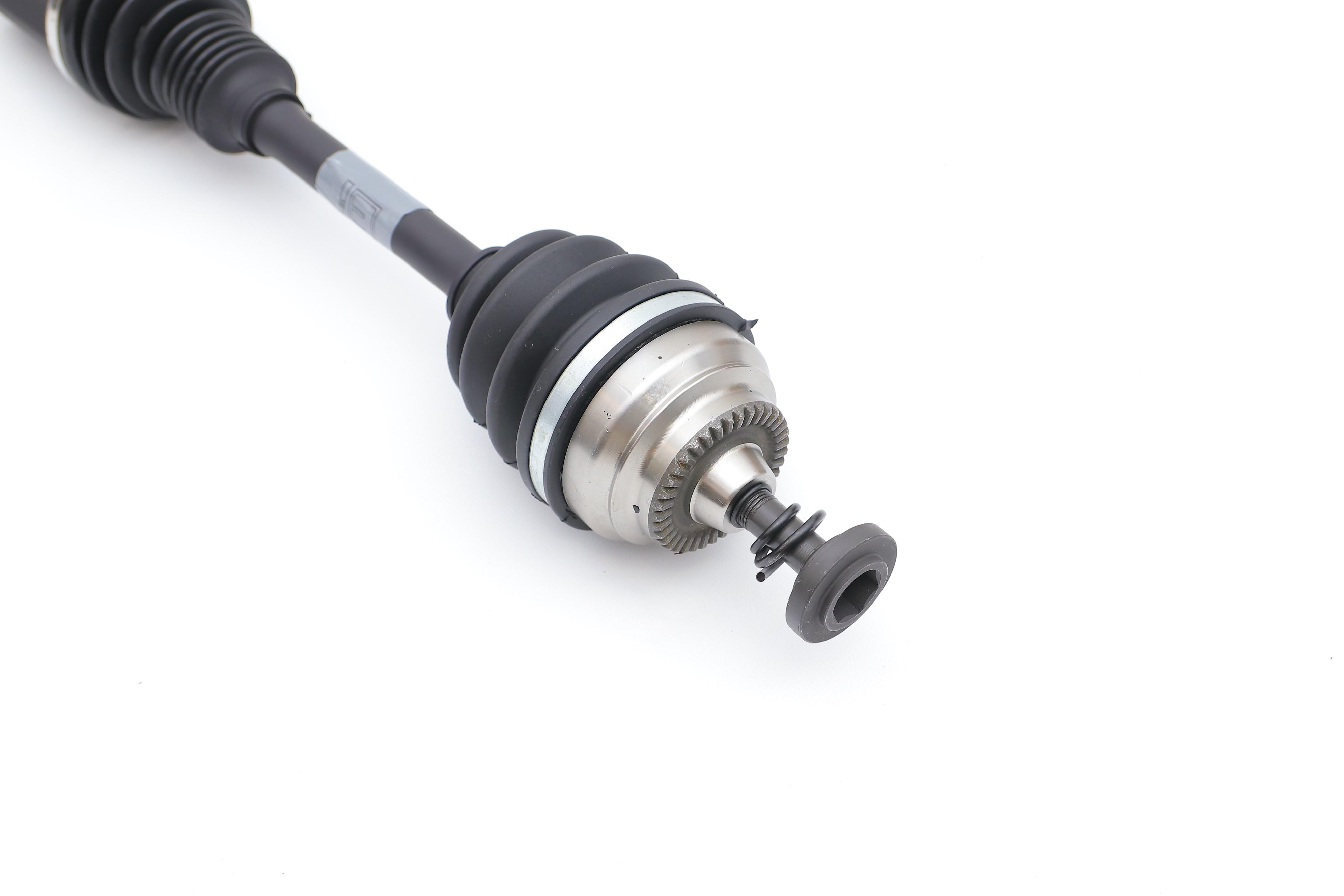 Піввісь (передня) (R) BMW 5 (F10/F11)/6 (F06/F12/F13) 10-18 (37z/27z/862mm) (-ABS)