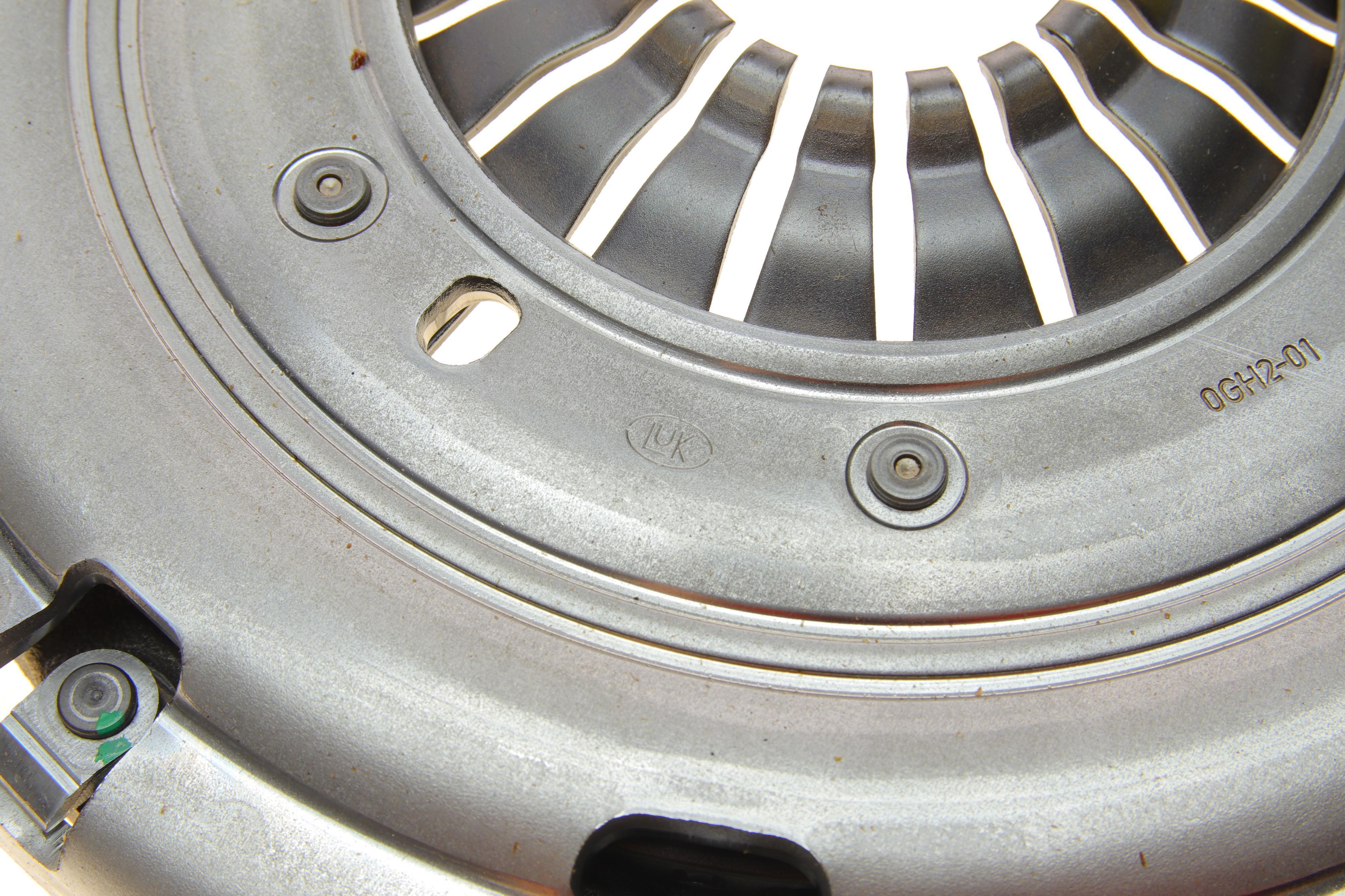 Комплект зчеплення Renault Trafic III 2.0 dCi 19- (M9R 710/714/717)