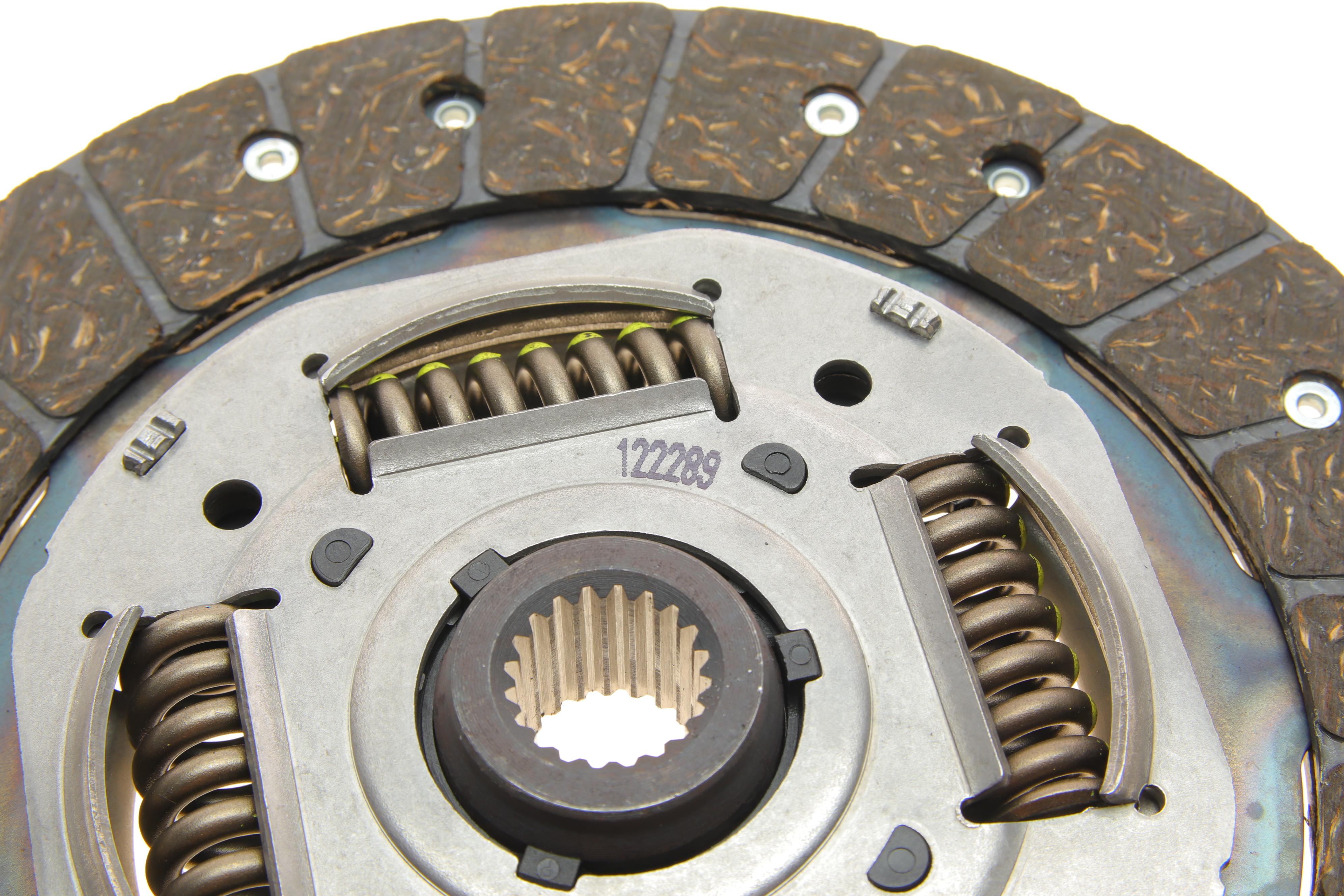 Комплект зчеплення Mitsubishi Outlander 2.4 4WD 03-07 (d=230mm) (+вижимний)