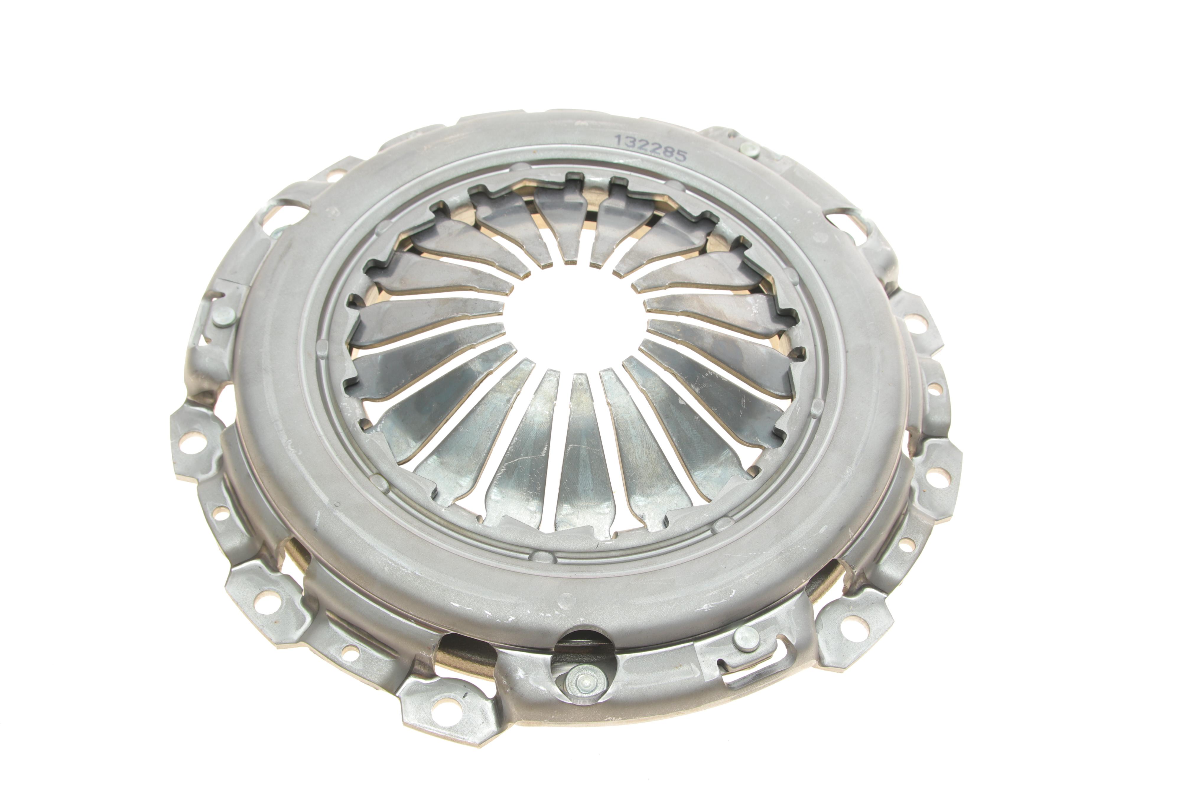 Комплект зчеплення Mitsubishi Outlander 2.4 4WD 03-07 (d=230mm) (+вижимний)