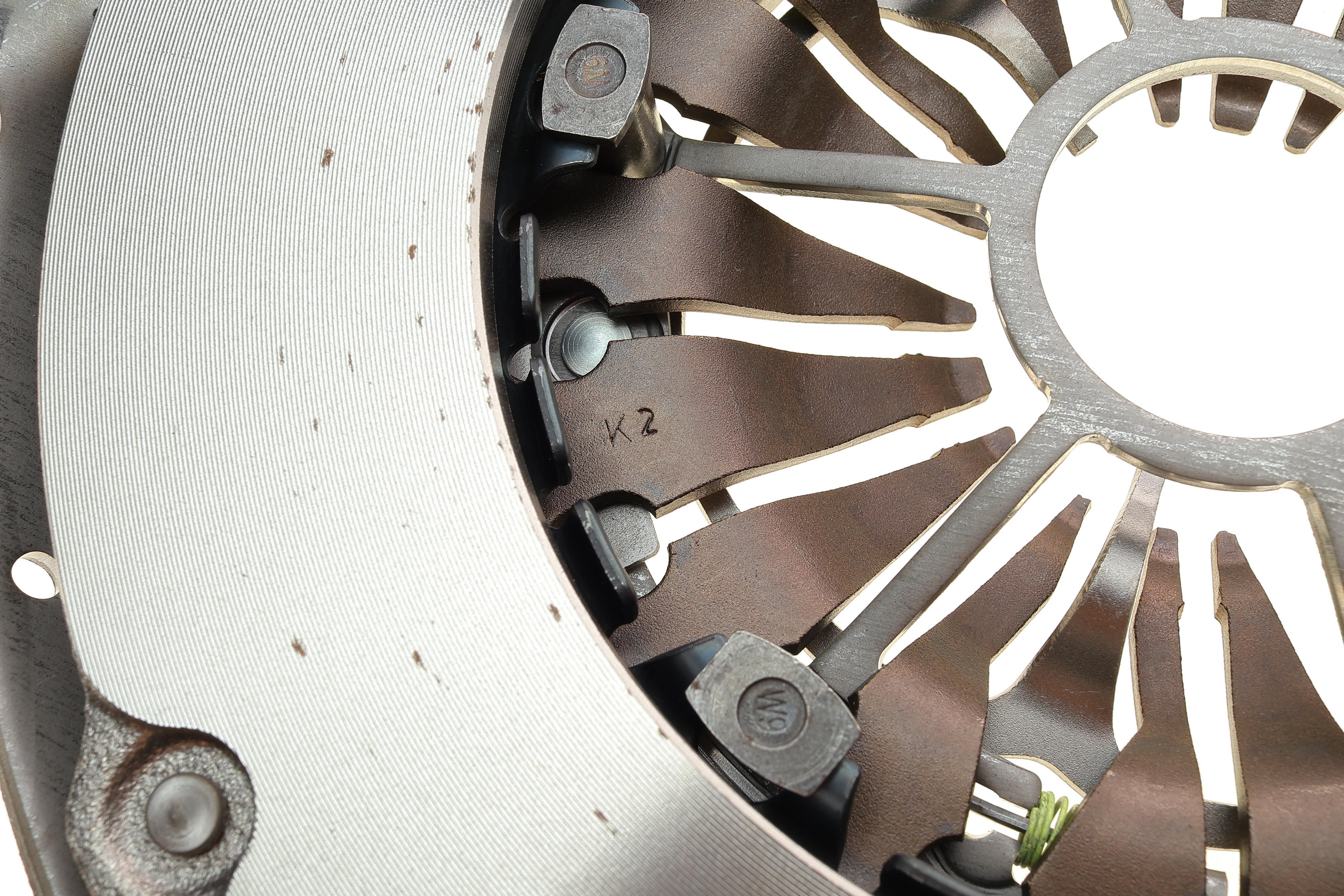 Демпфер + комплект зчеплення Opel Vectra C 1.9CDTI, 74/88/110kw, 04-09, (Z19DT)