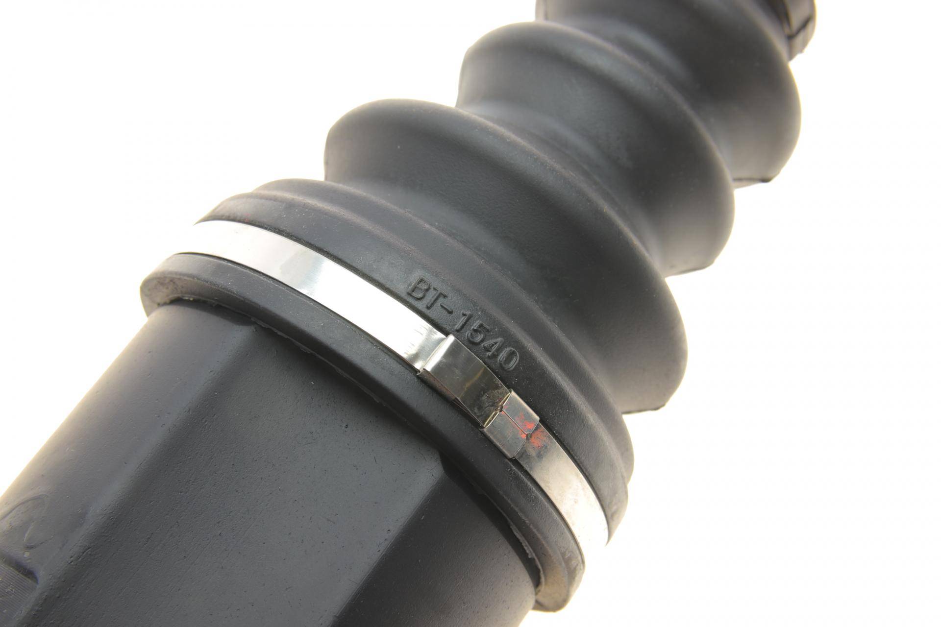 Піввісь (передня) (L) Dacia Duster 1.5dCi/1.6 МКПП 10-/Renault Megane 1.5dCi 08-15 (25z/26z/706mm)