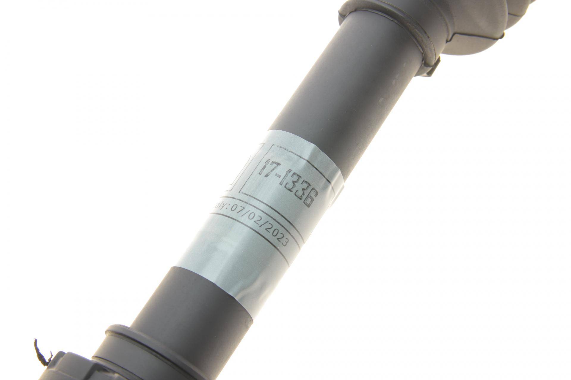 Піввісь (передня) (L) Dacia Duster 1.5dCi/1.6 МКПП 10-/Renault Megane 1.5dCi 08-15 (25z/26z/706mm)