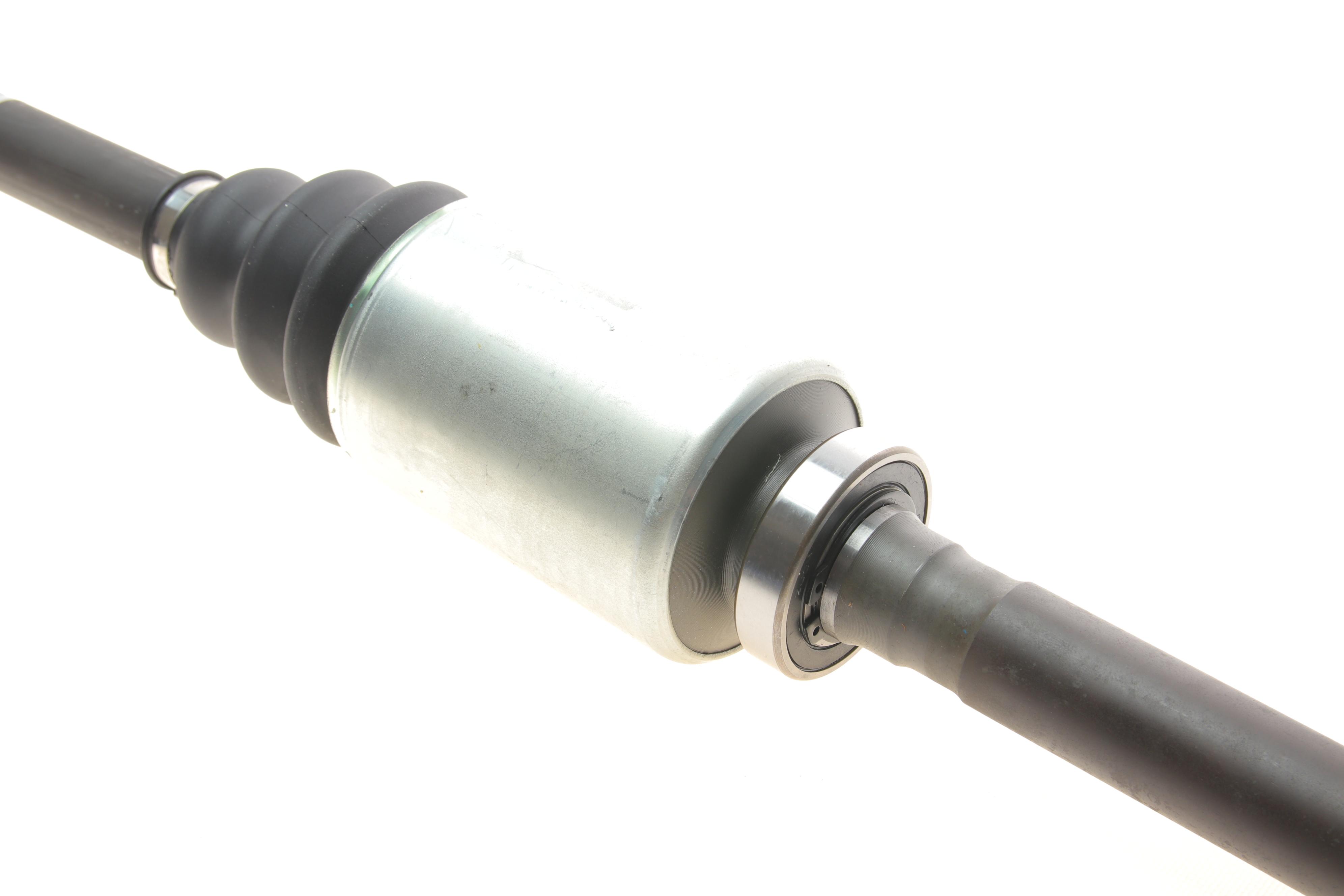 Піввісь Renault Master 2.5dCi 03-06 (R) (28x39x1144)