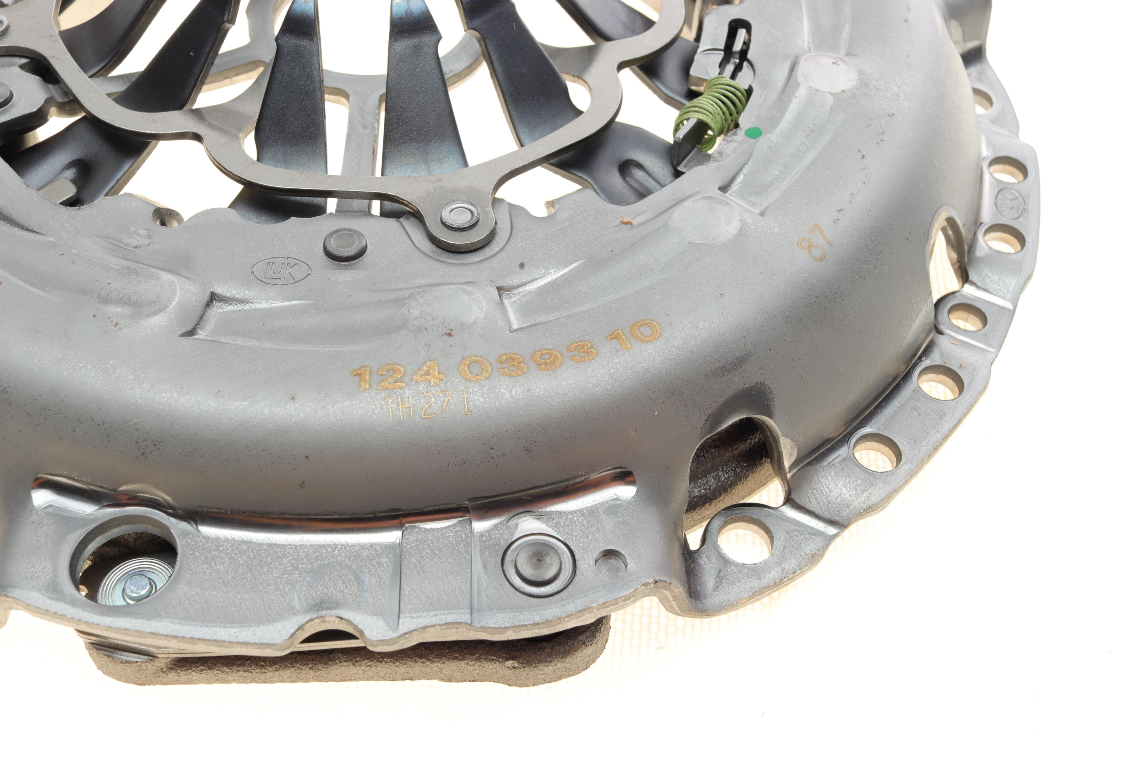 Комплект зчеплення Audi A4/A6 2.7/3.0 TDI 03-11 (d=240mm)