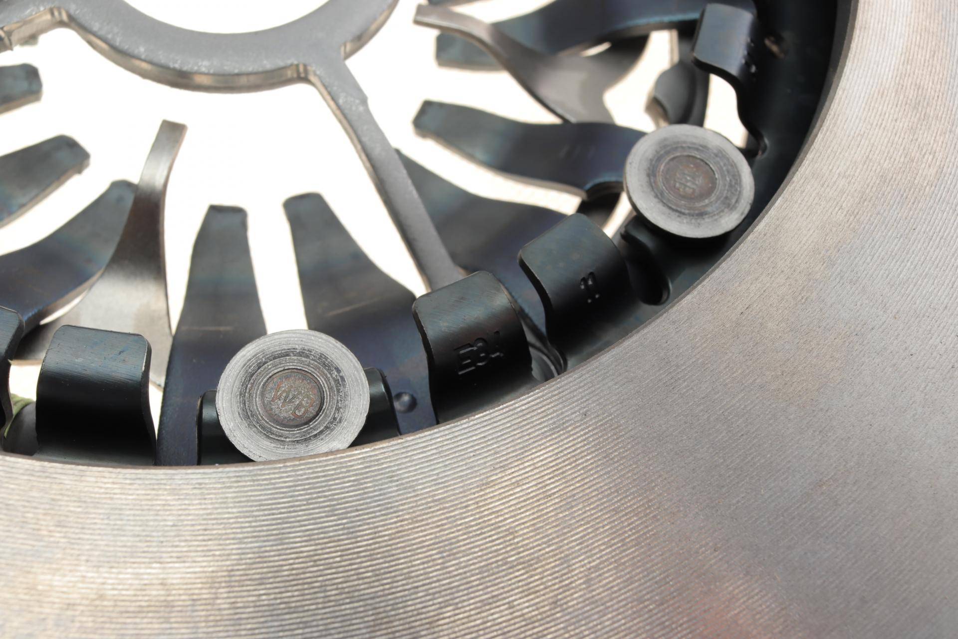 Комплект зчеплення Toyota Rav4 2.0/2.2D 12- (d=250mm)