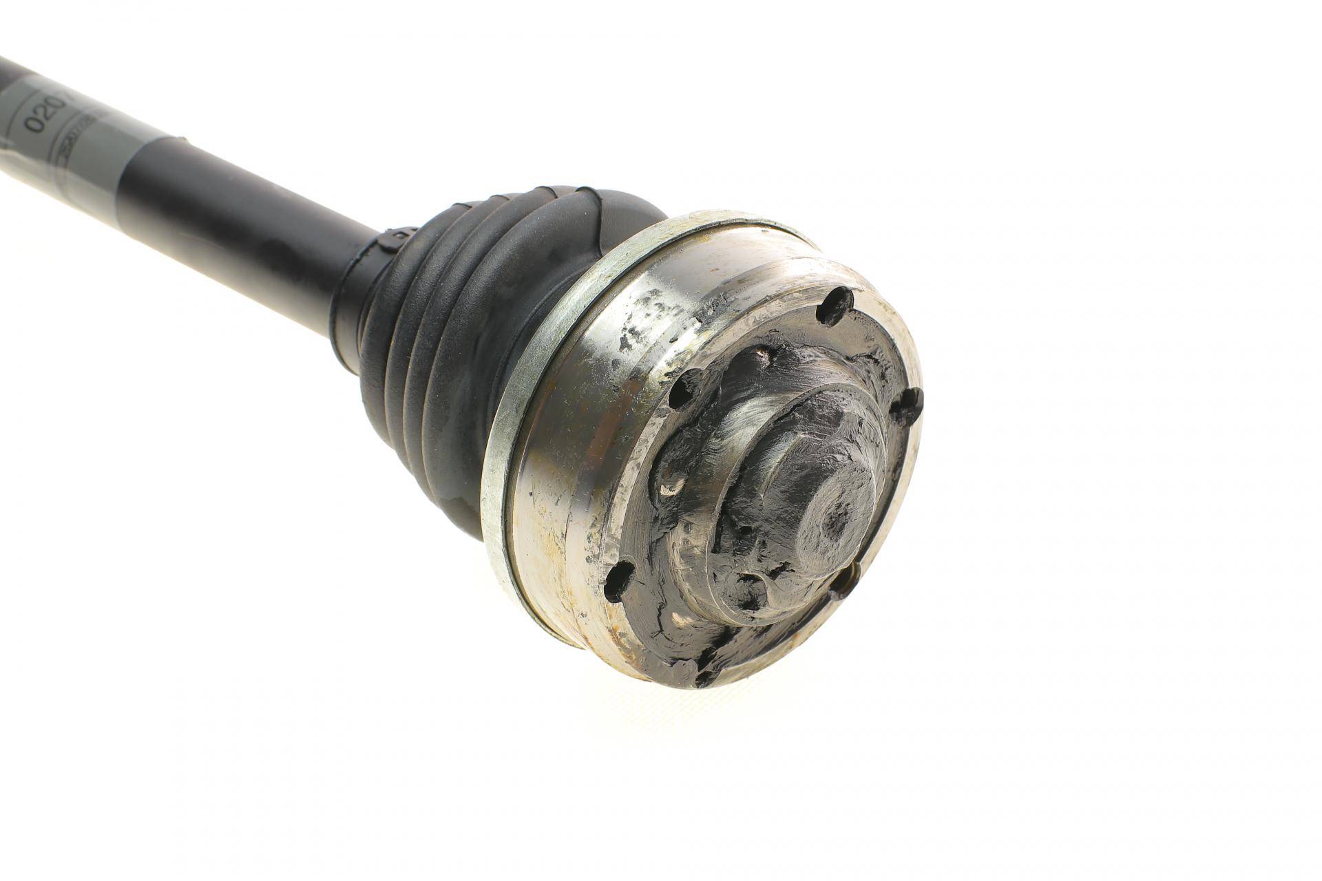 Піввісь (передня) (L) Audi A3 96-03/Skoda Octavia 96-10/VW Golf IV/Bora 97-06 (36z/33z/554mm)