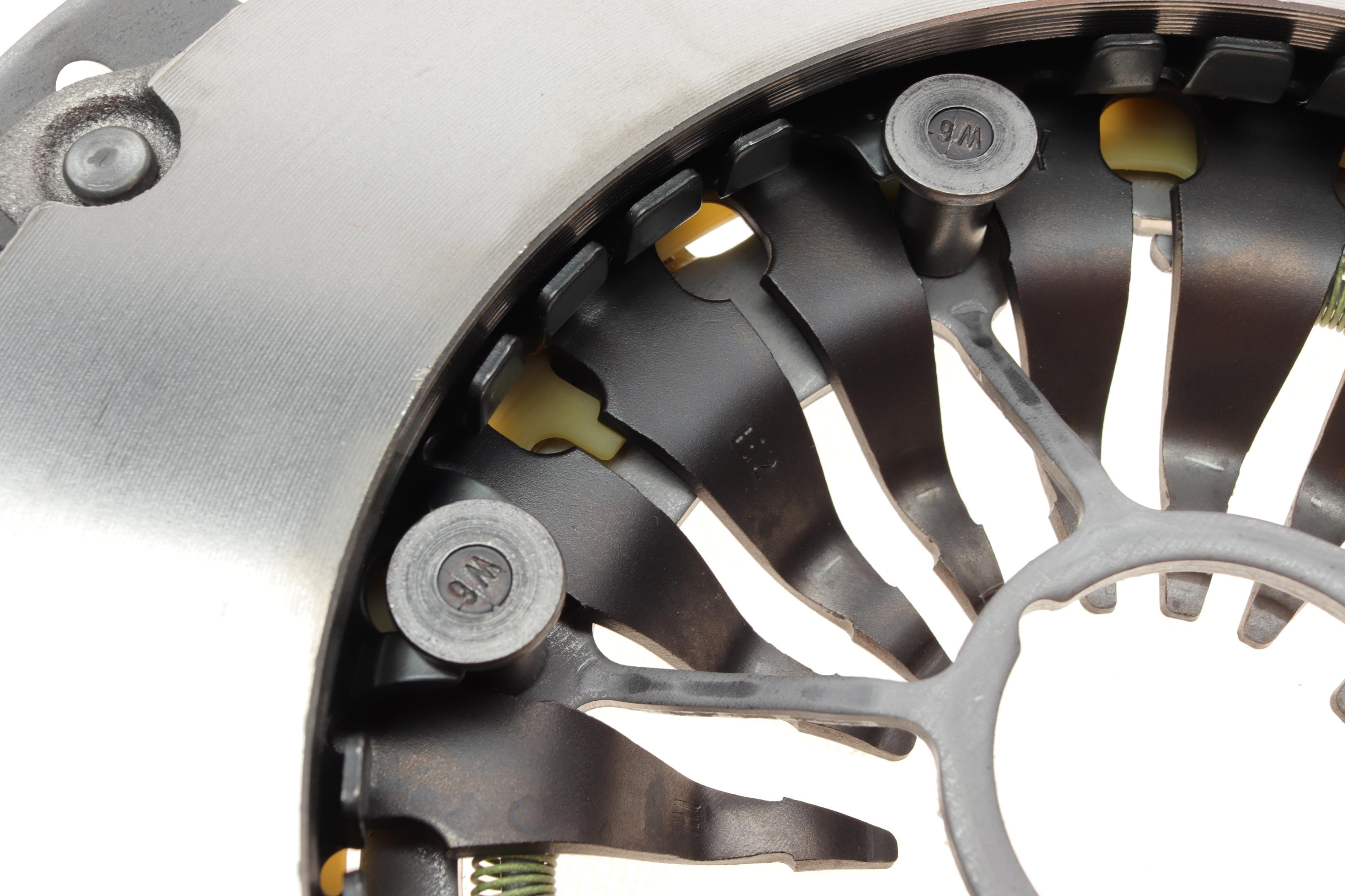 Демпфер + комплект зчеплення Volvo C70/S60/S80/V70/XC70 2.3/2.4 97-10 (+ вижимний)