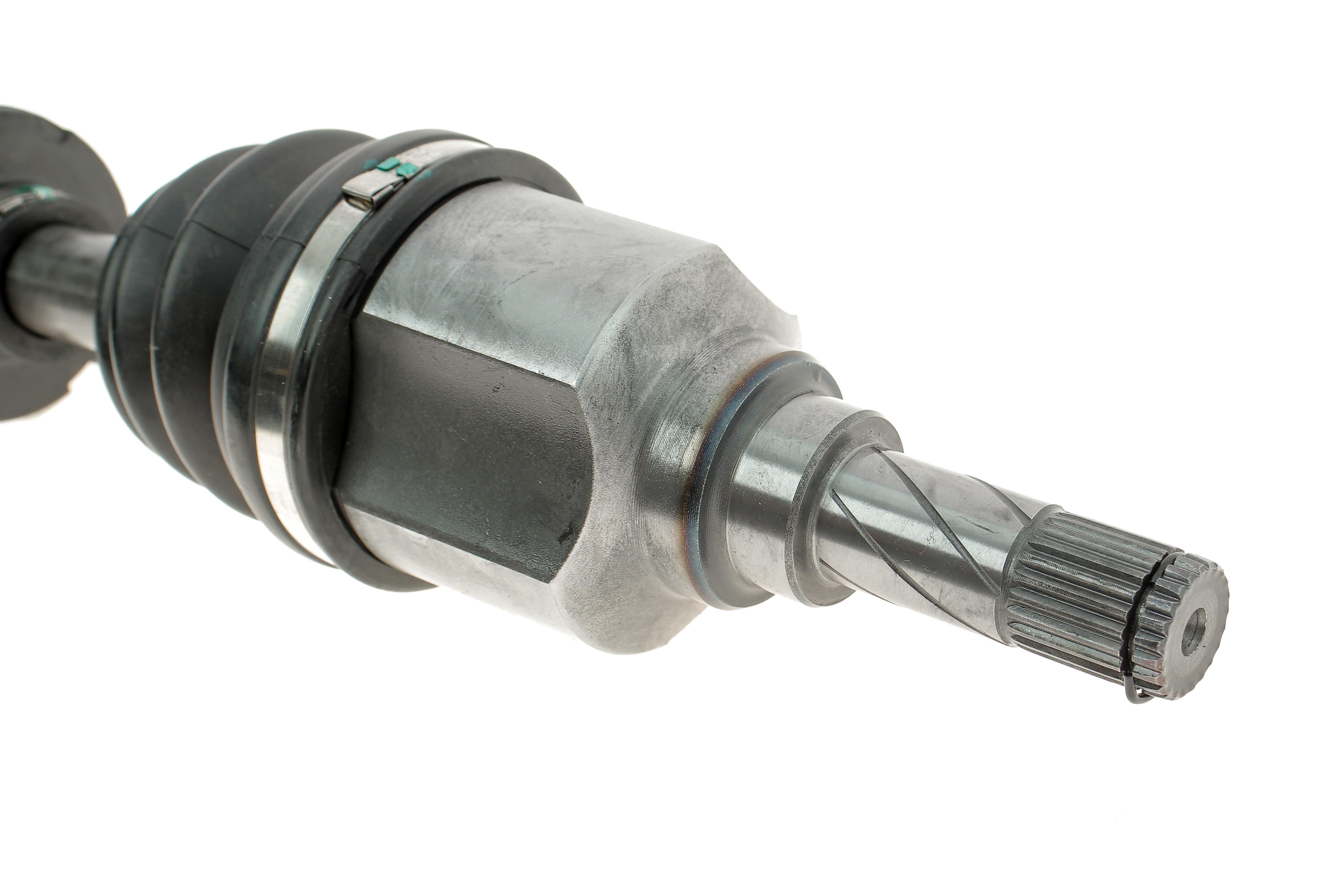 Піввісь (передня) Fiat Panda 1.2/1.3D 04- (R) (25x22x820)