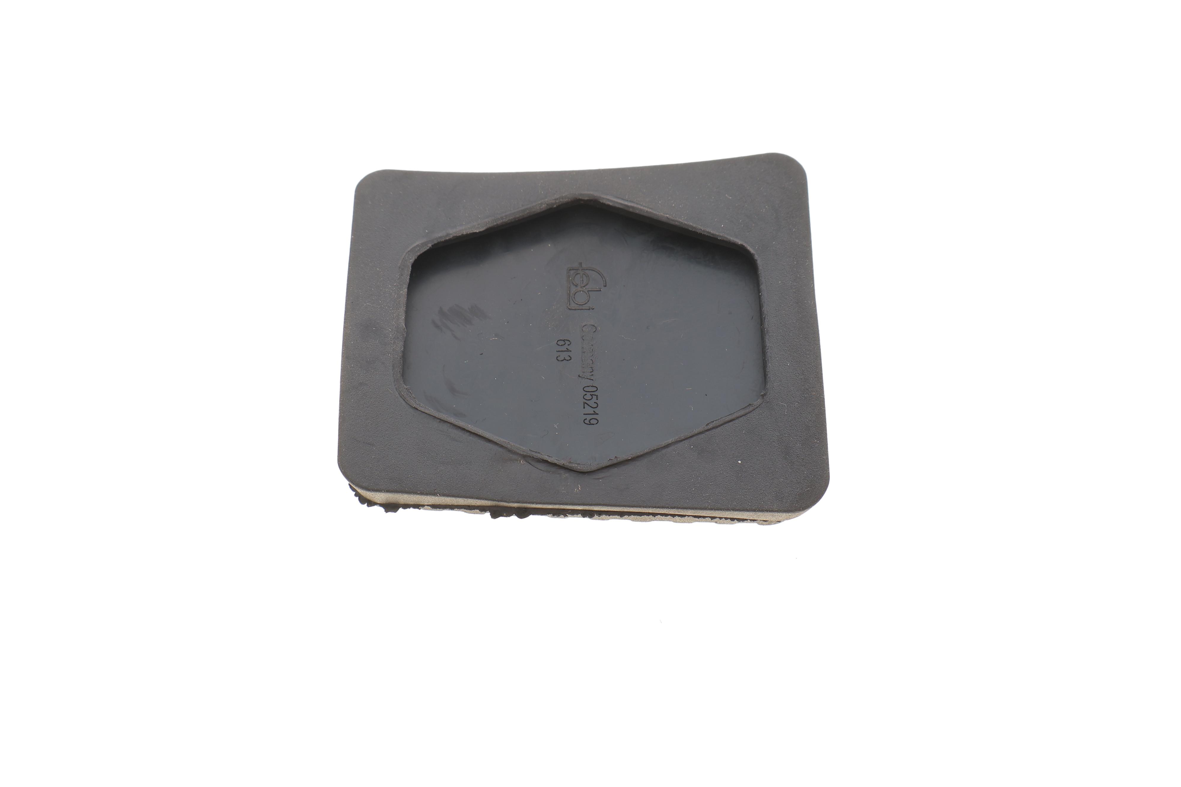 Накладка педалі гальма/зчеплення VW LT/T1/T2/T3 -96