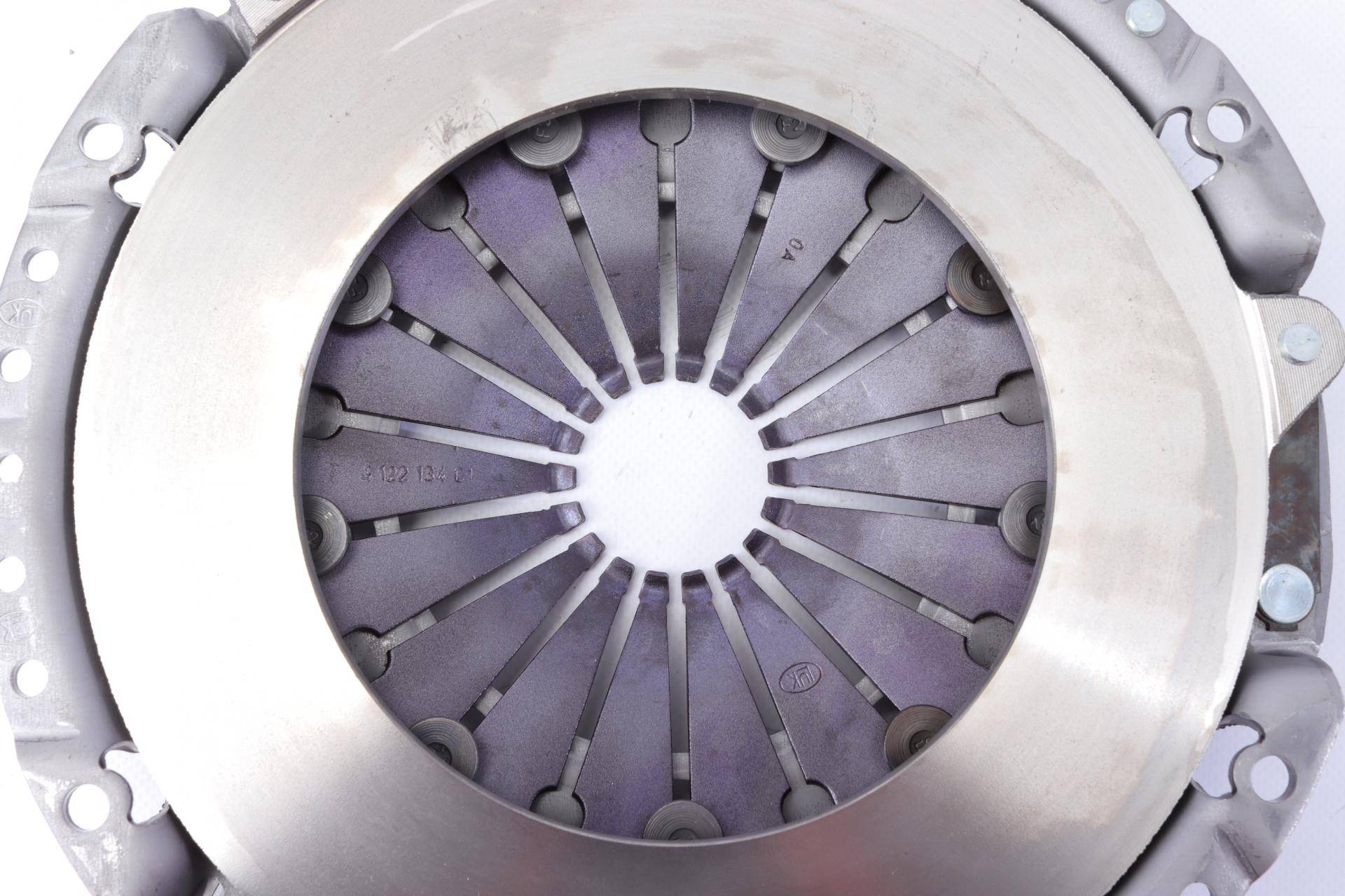 Комплект зчеплення VW LT 2.5TDI (66kw) (до 415 0135 10)