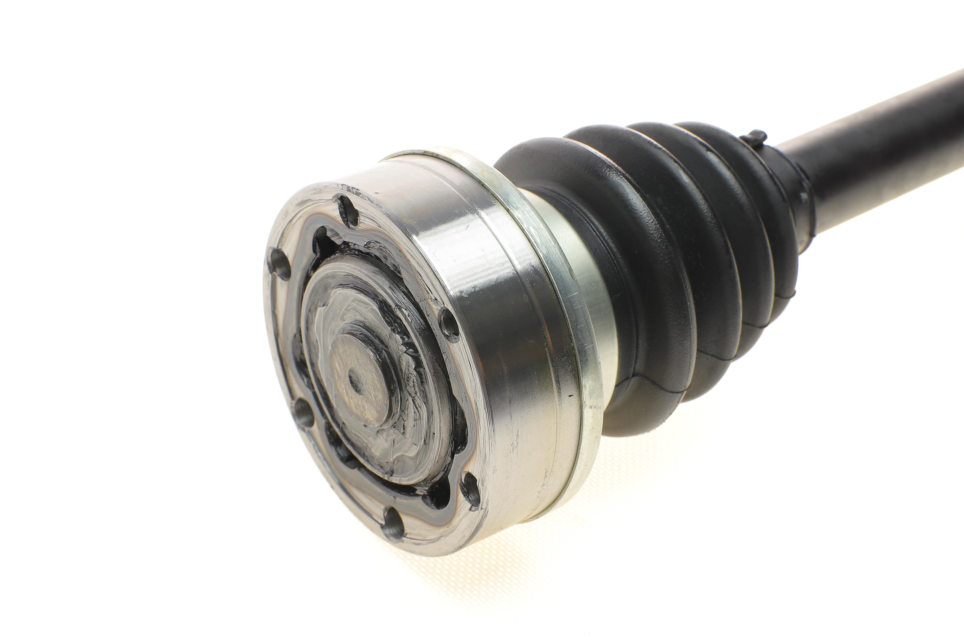 Піввісь (передня) (R) Audi A4 1.6/1.8 95-01/VW Passat B5 1.6 96-00 (33z/28z/636mm) (+ABS45z)