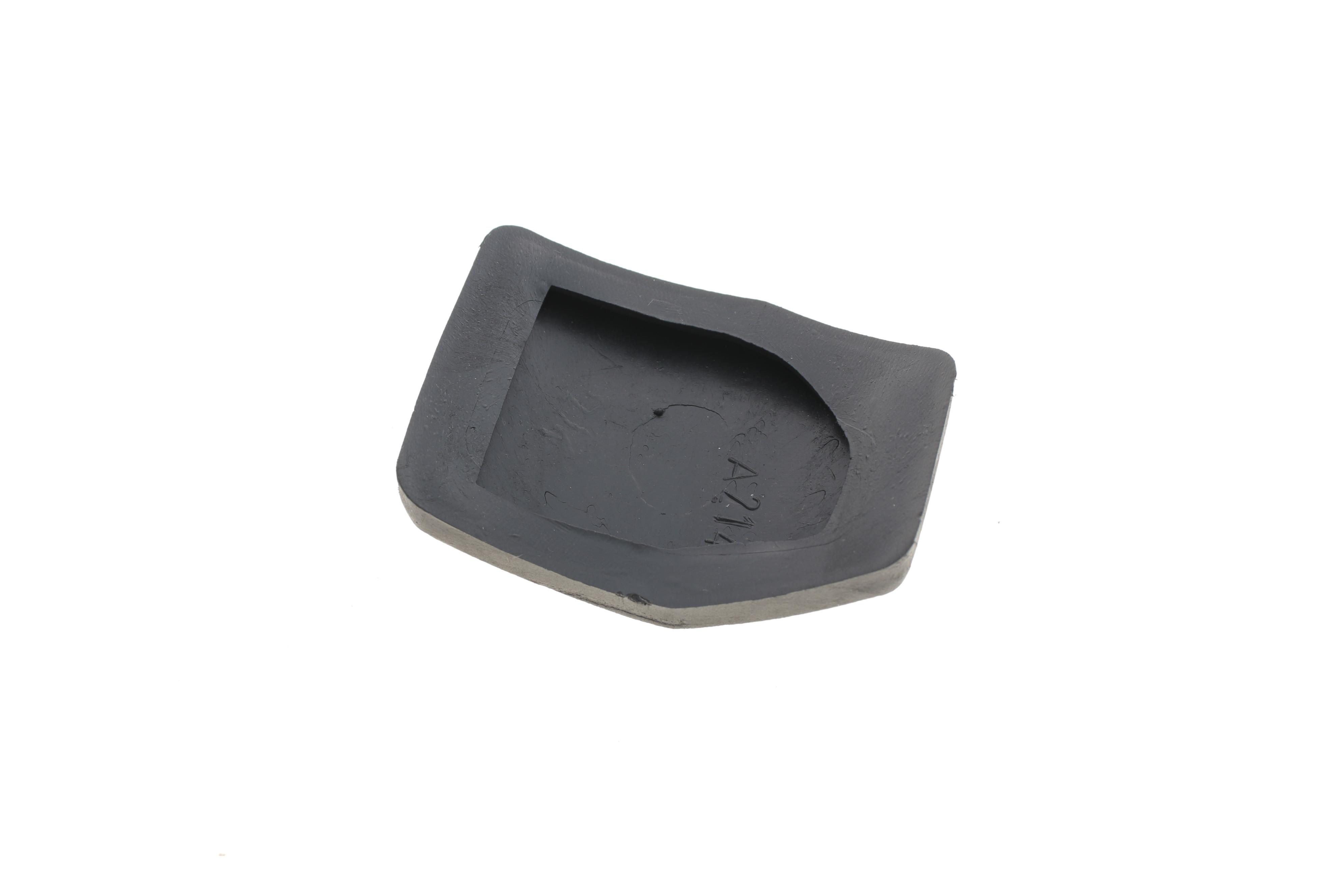 Накладка педалі зчеплення Renault Laguna I/Master I-II/Opel Movano 98-